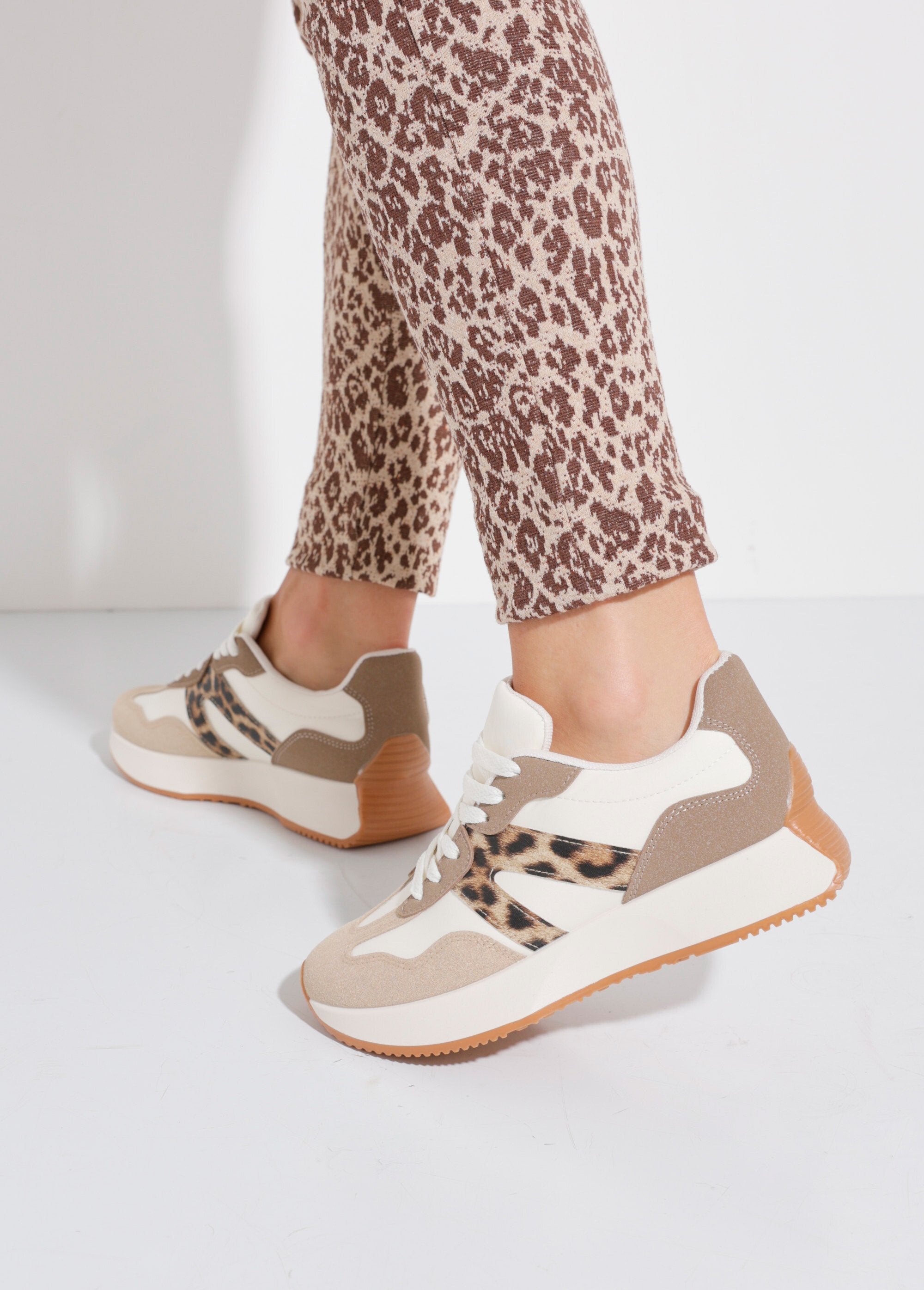 Baskets_joggers_à_semelle_compensée_Leopard_SF1_slim