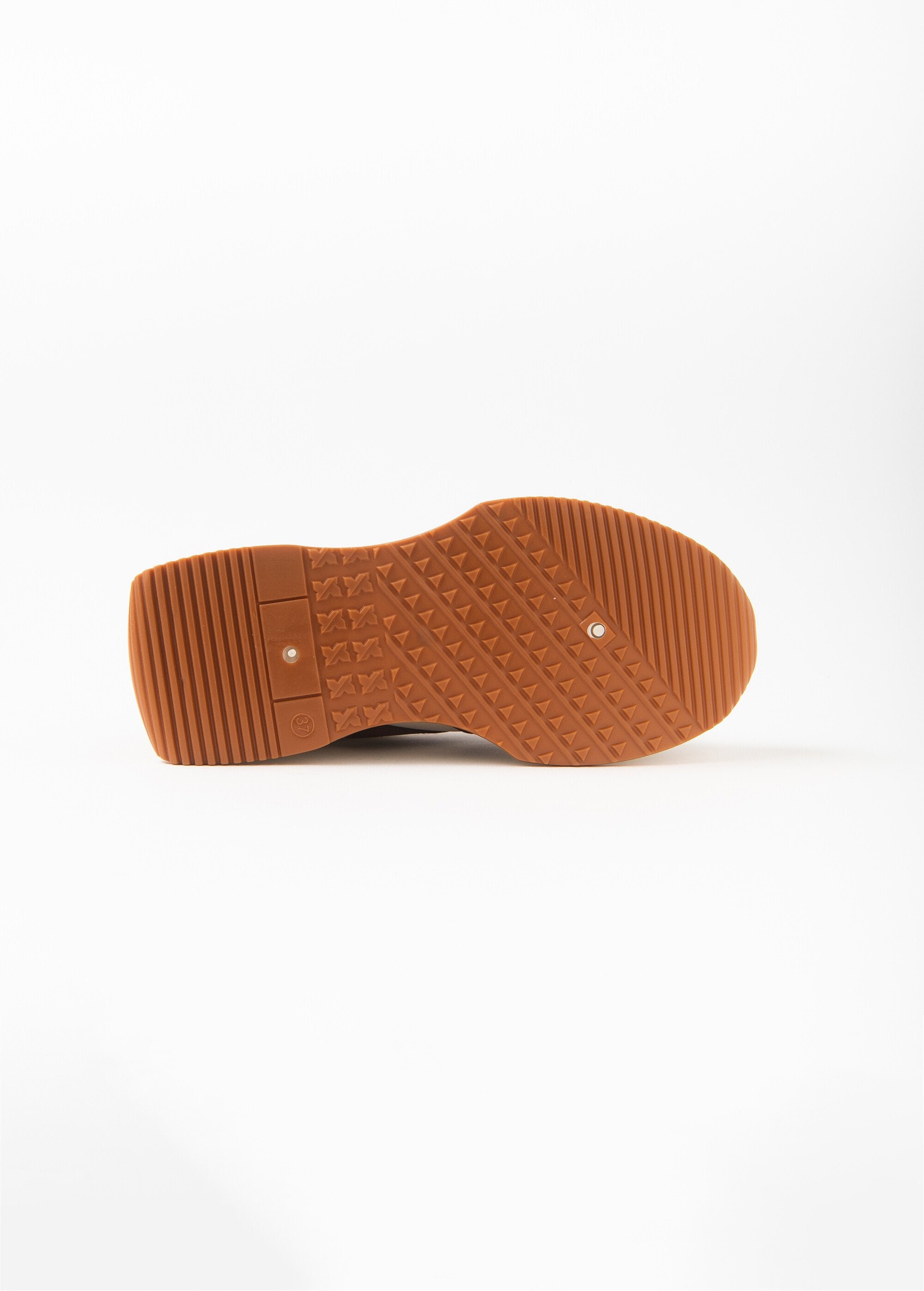 Deportivas_de_moda_con_cordones_y_suela_gruesa_Blanco,_Blanca_UN1_slim