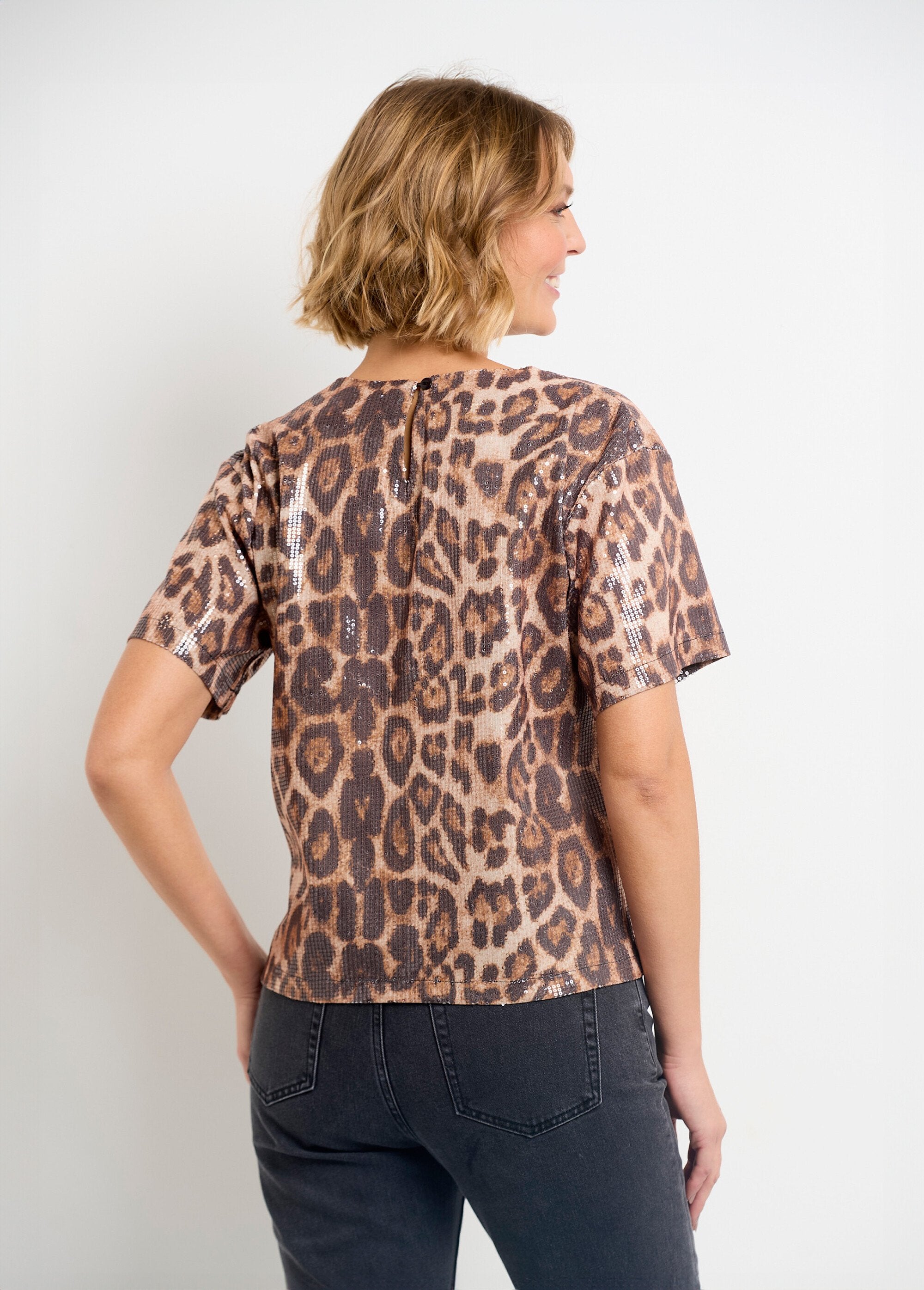 Blusa_estampado_leopardo_con_lentejuelas_Leopardo_DO1_slim