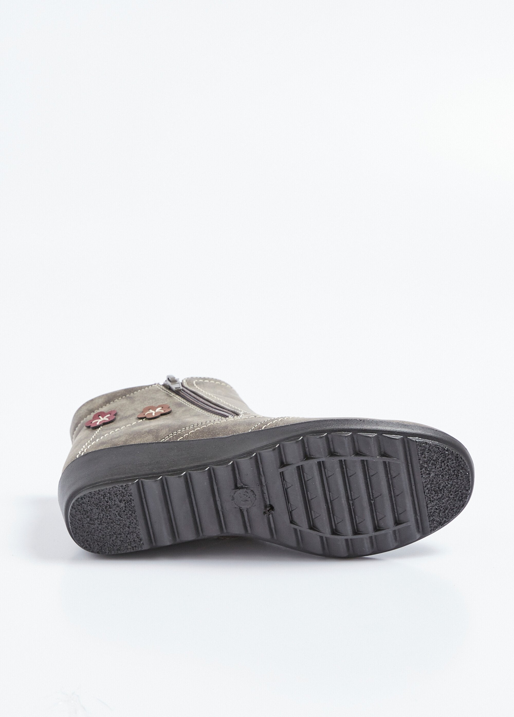 Botas_de_cuña_de_ancho_confort_con_doble_cremallera_Lunar_UN1_slim