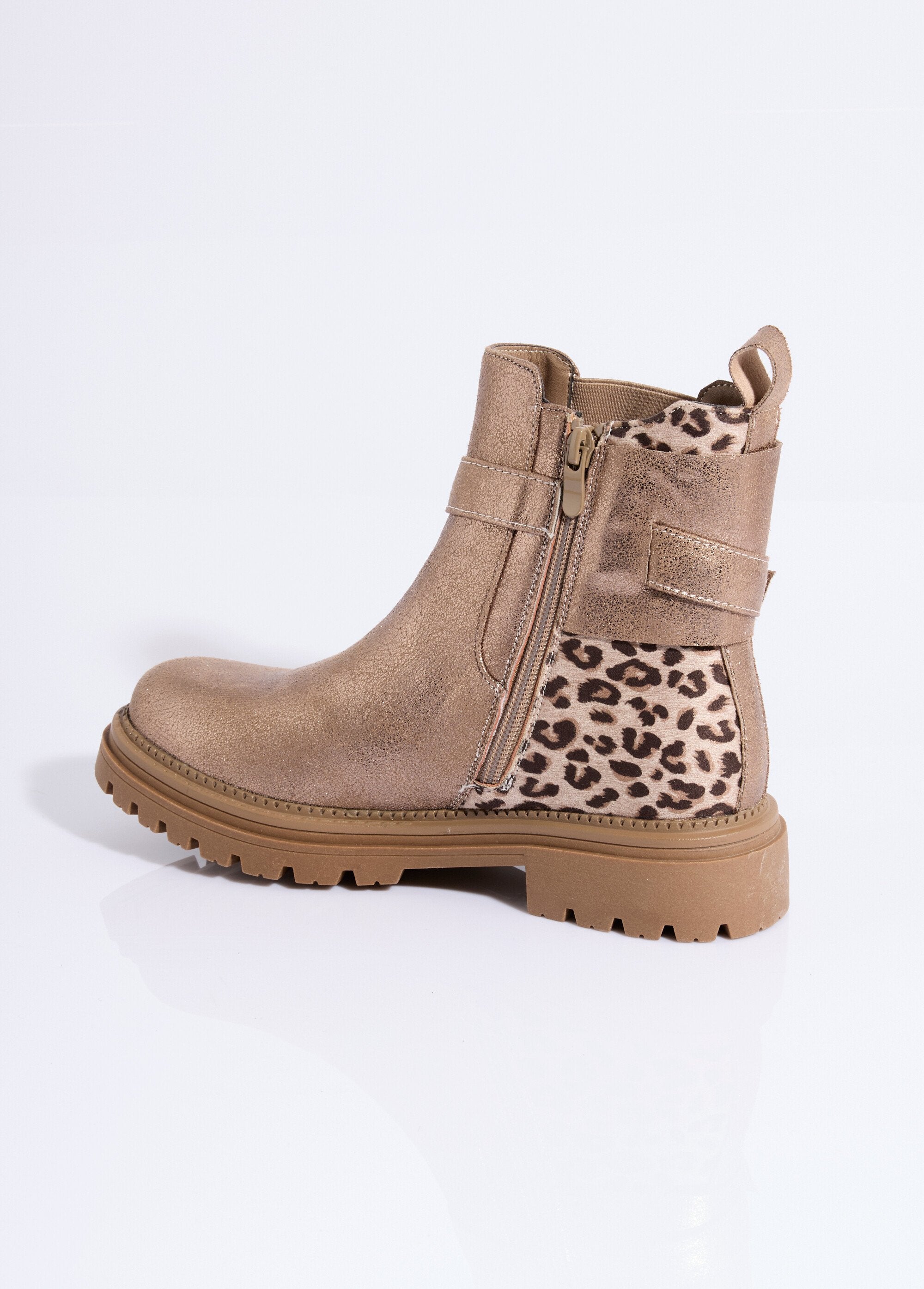 Botines_metalizados_con_detalle_de_leopardo_en_el_talón_Topo_y_leopardo_DO1_slim