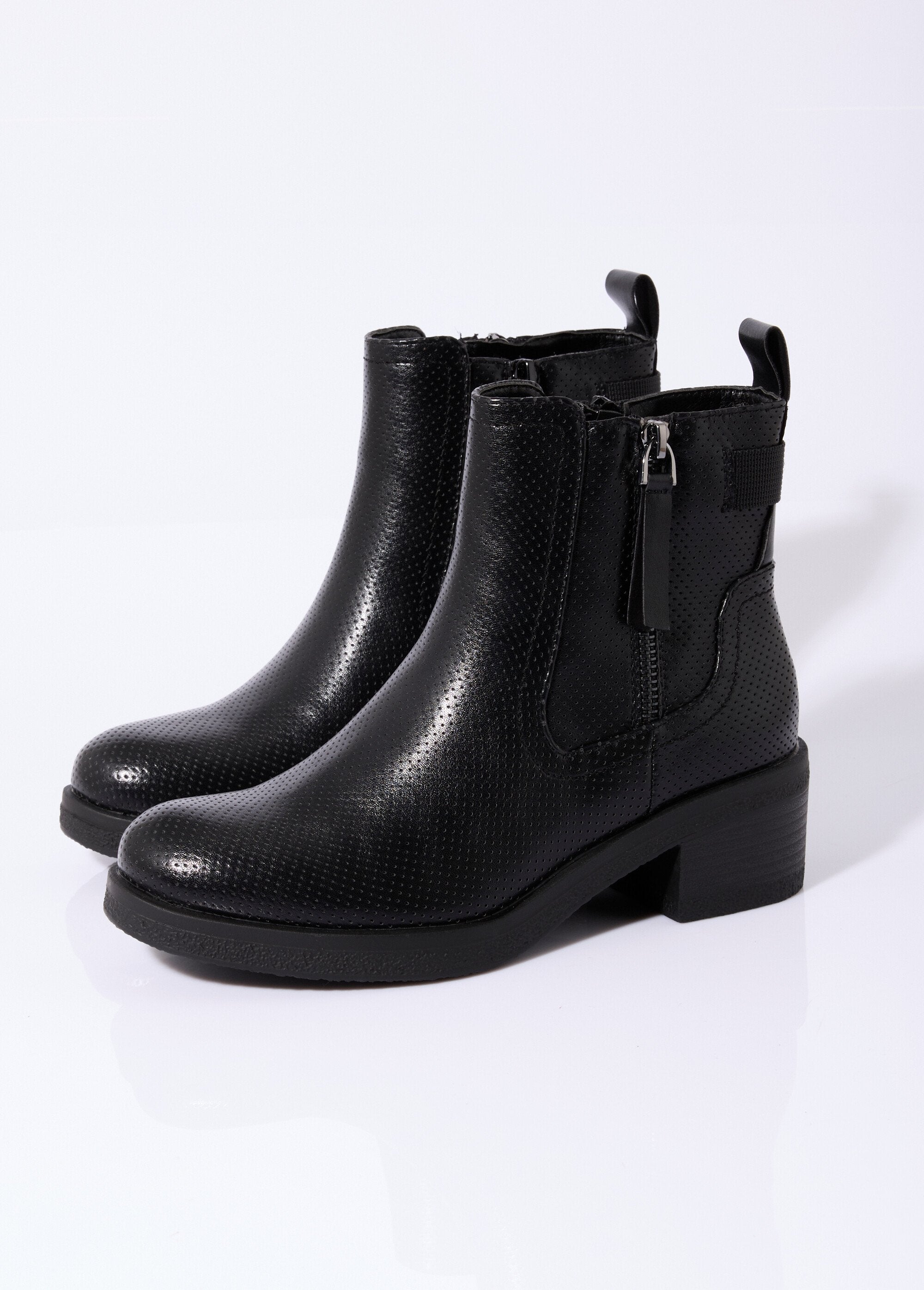 Botines_perforados_con_tacón_y_cremallera_Negro_DE1_slim