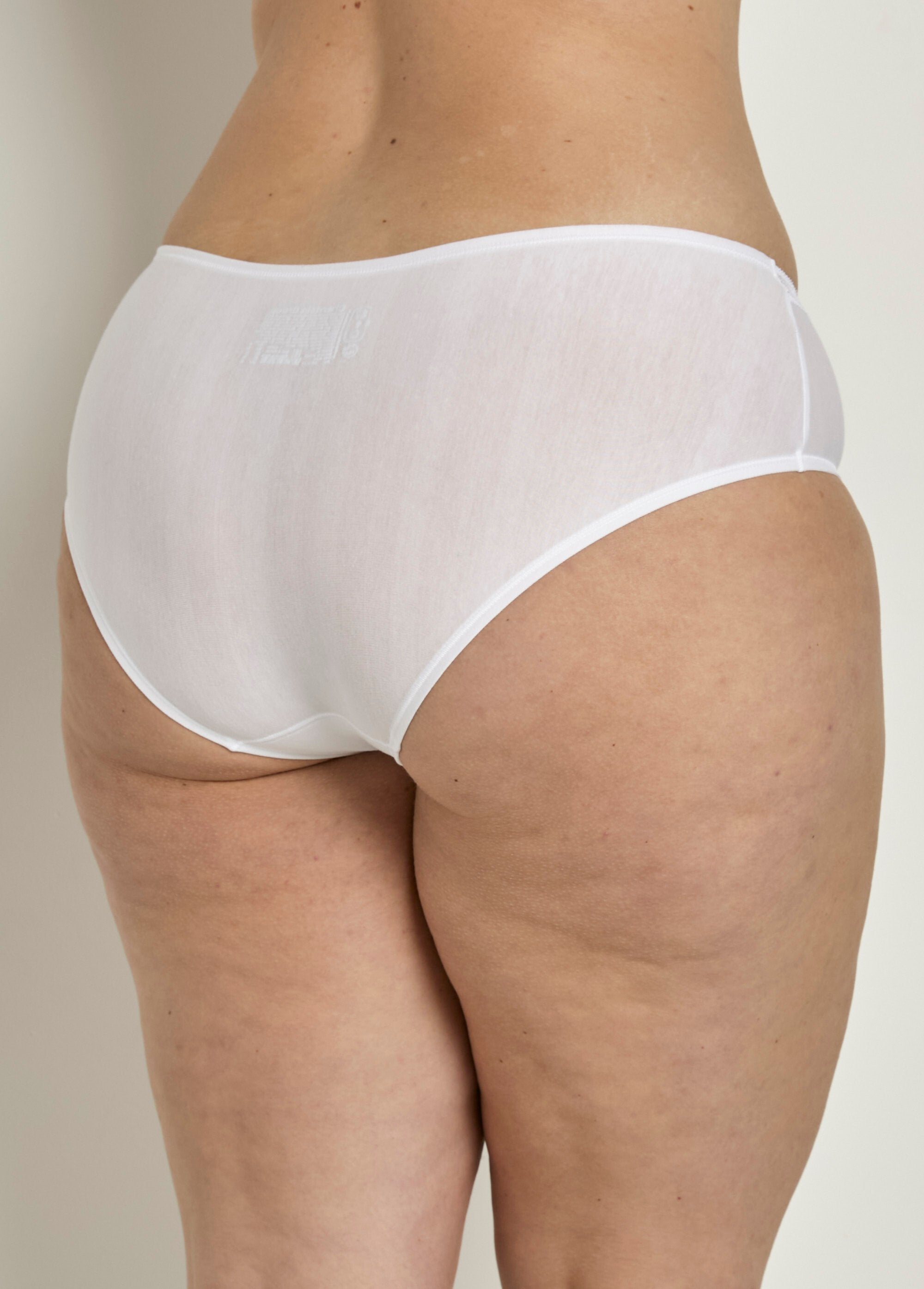 ®_Chantelle_-_Short_efecto_segunda_piel_"EasyFeel_Blanco,_Blanca_DO1_curvy