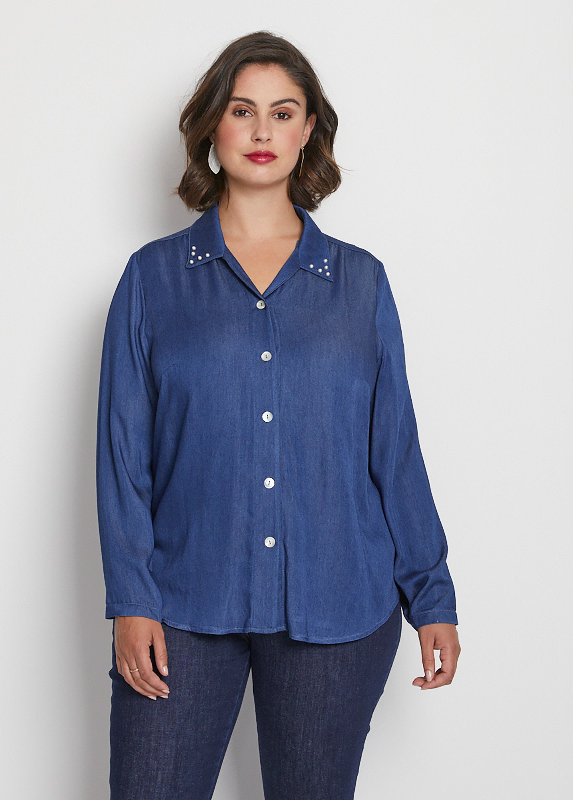 Blusa_de_tejido_vaporoso_con_cuello_joya_Azul_FA1_curvy