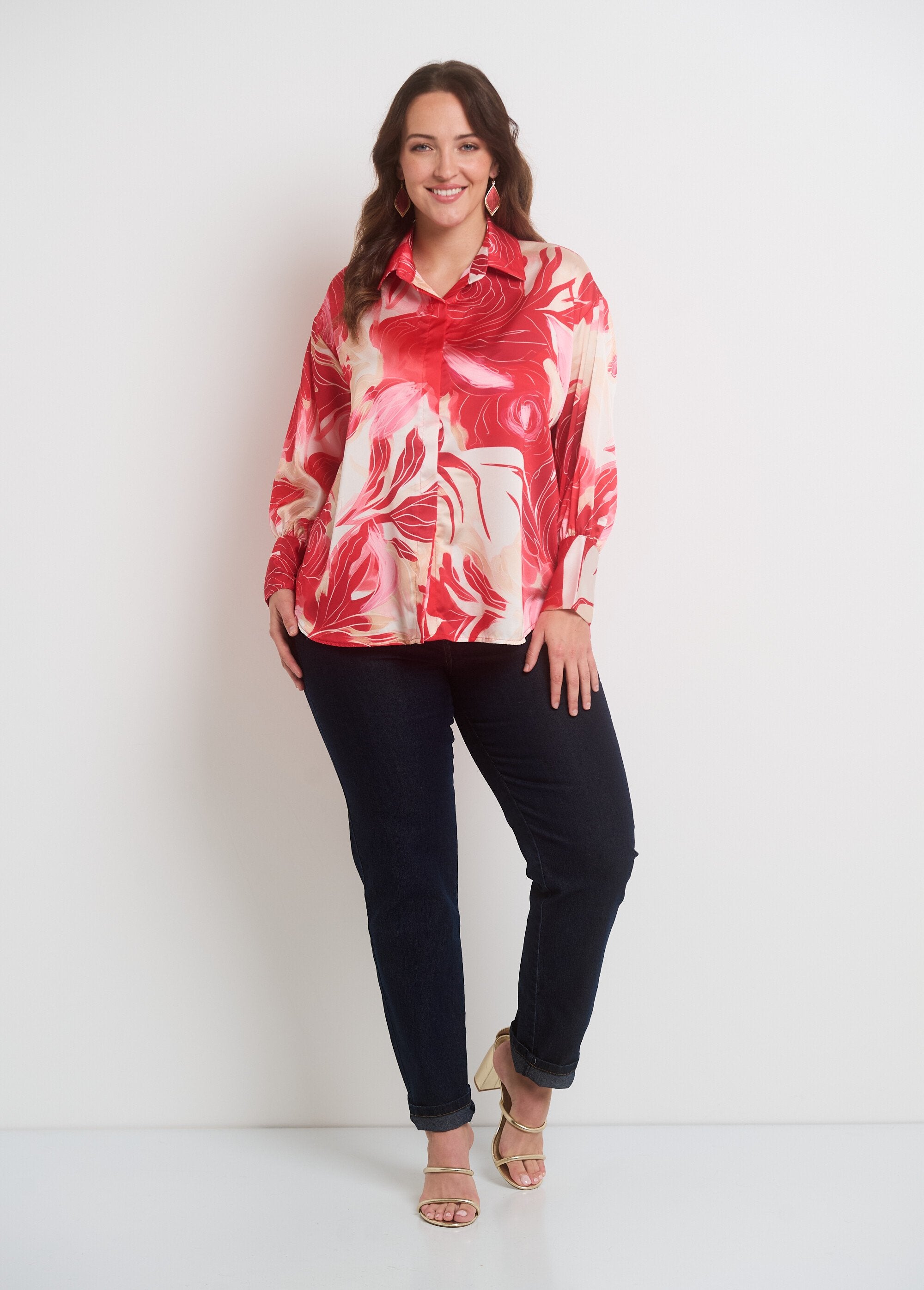 Blusa_de_satén_floral_de_manga_larga_rojo_y_rosa_SF1_curvy