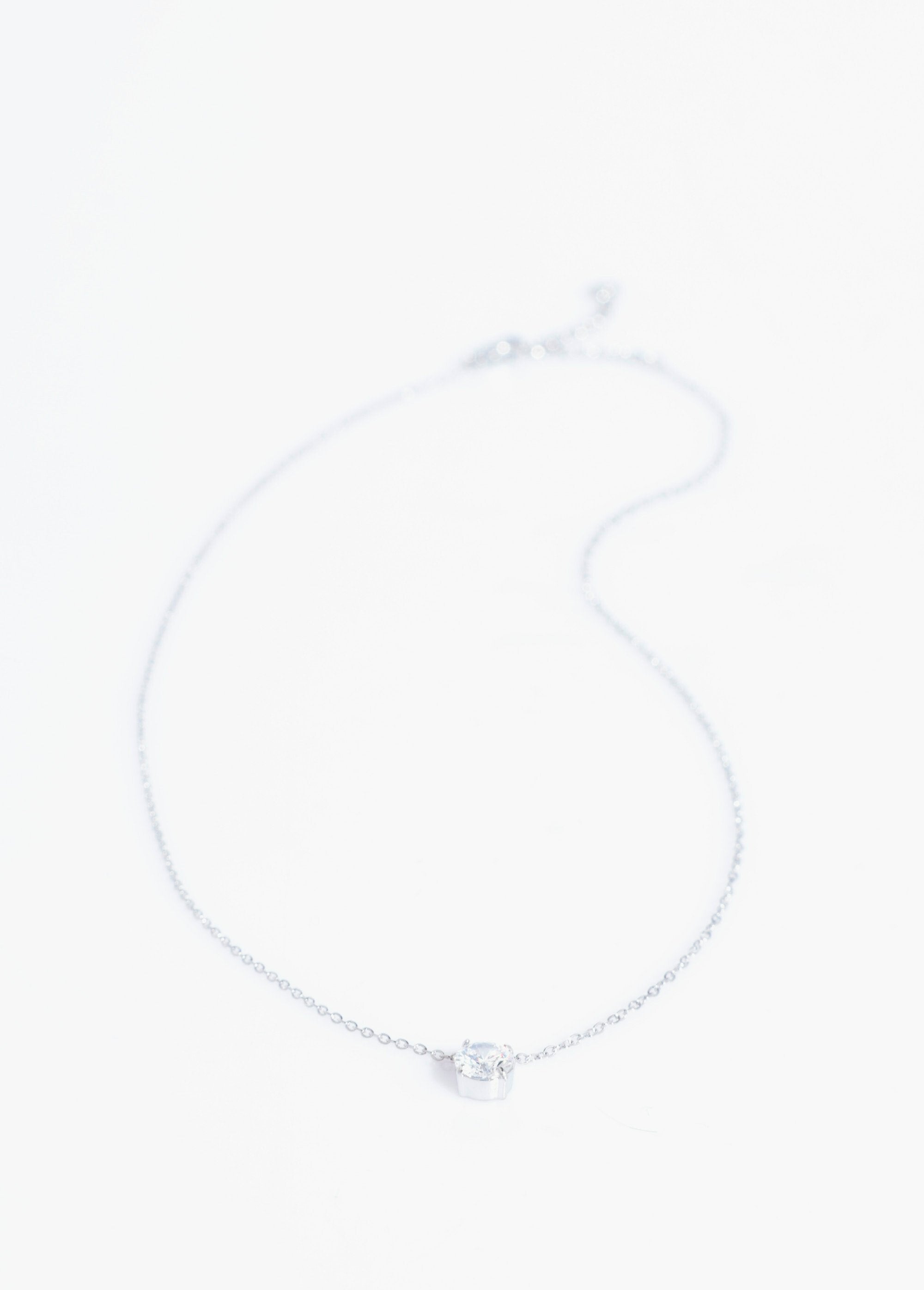 Collar_de_acero_inoxidable_con_circonitas_Plata_DE1_slim