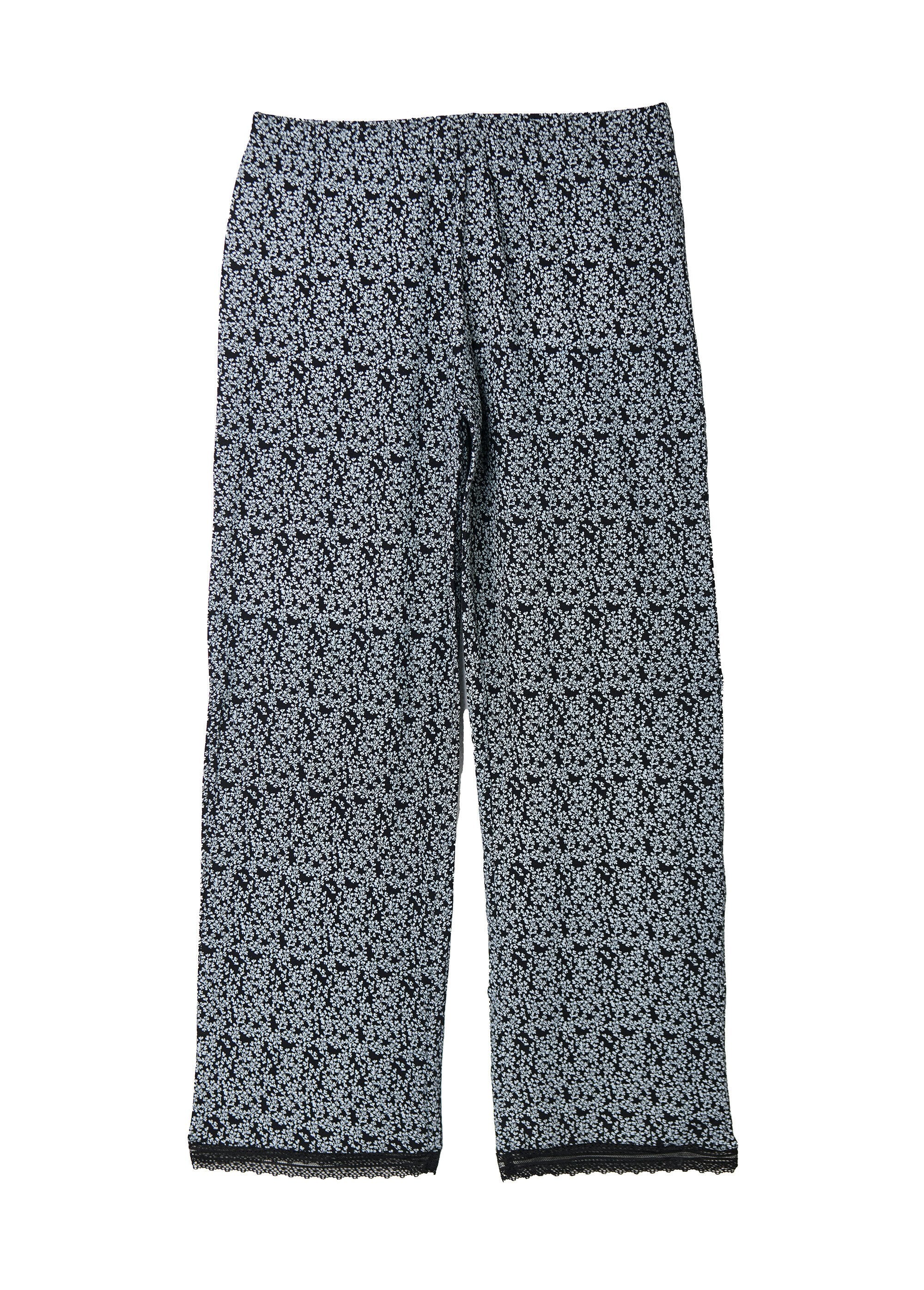 Conjunto_de_pijama_de_dos_piezas_con_detalles_de_encaje_Estampado_negro_DE1_slim