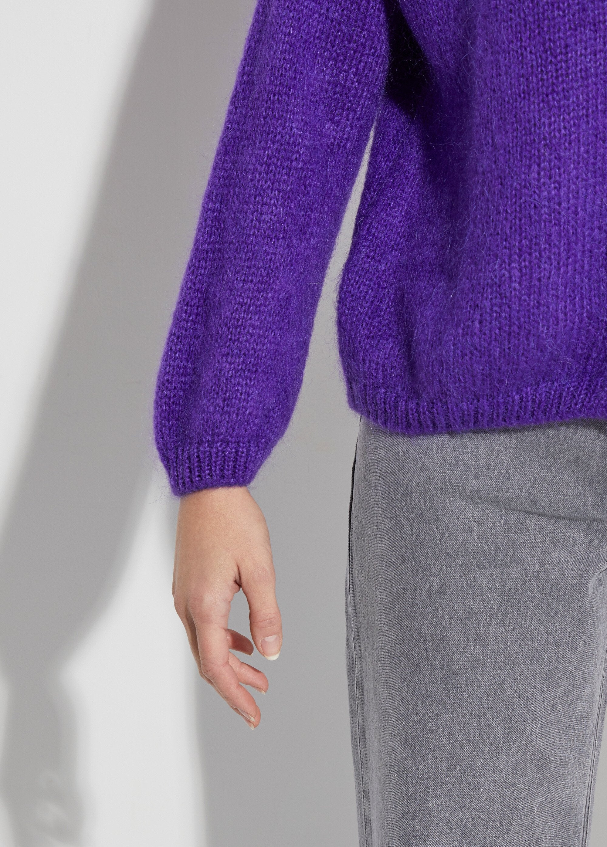 Gilet_chaud_col_V_en_maille_mohair_Violet_DE2_slim