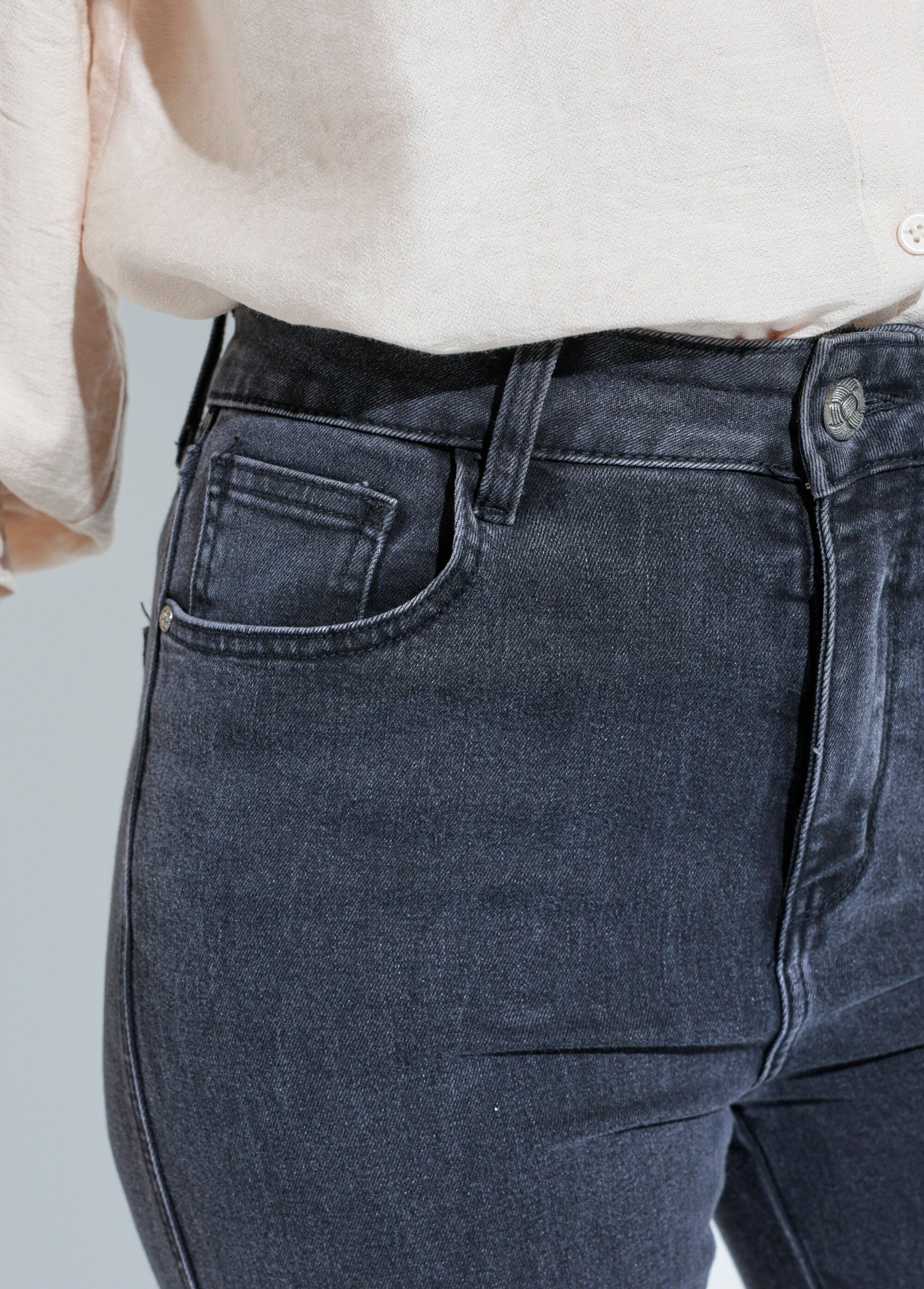 Vaqueros_rectos_oscuros,_especial_GRANDE_Gris_antracita_DE1_slim