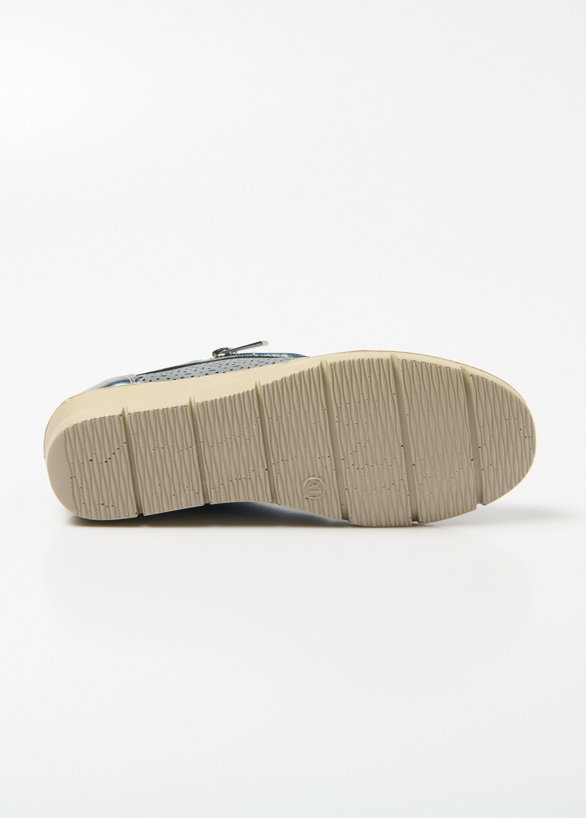 Zapatillas_deportivas_con_cremallera_y_ancho_cómodo_Marina_UN1_slim