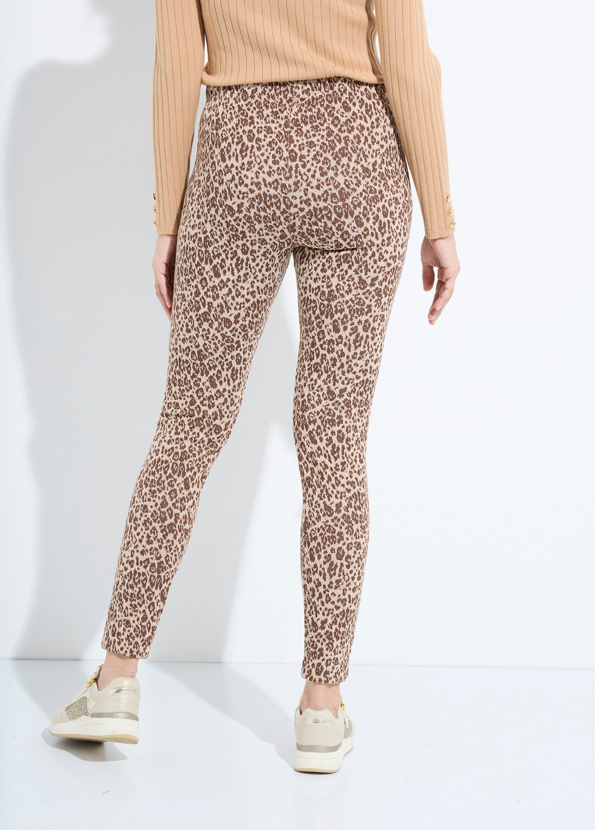 Leggings_de_jacquard_de_piel_animal_con_cintura_elástica_Beige_y_camello_DO1_slim