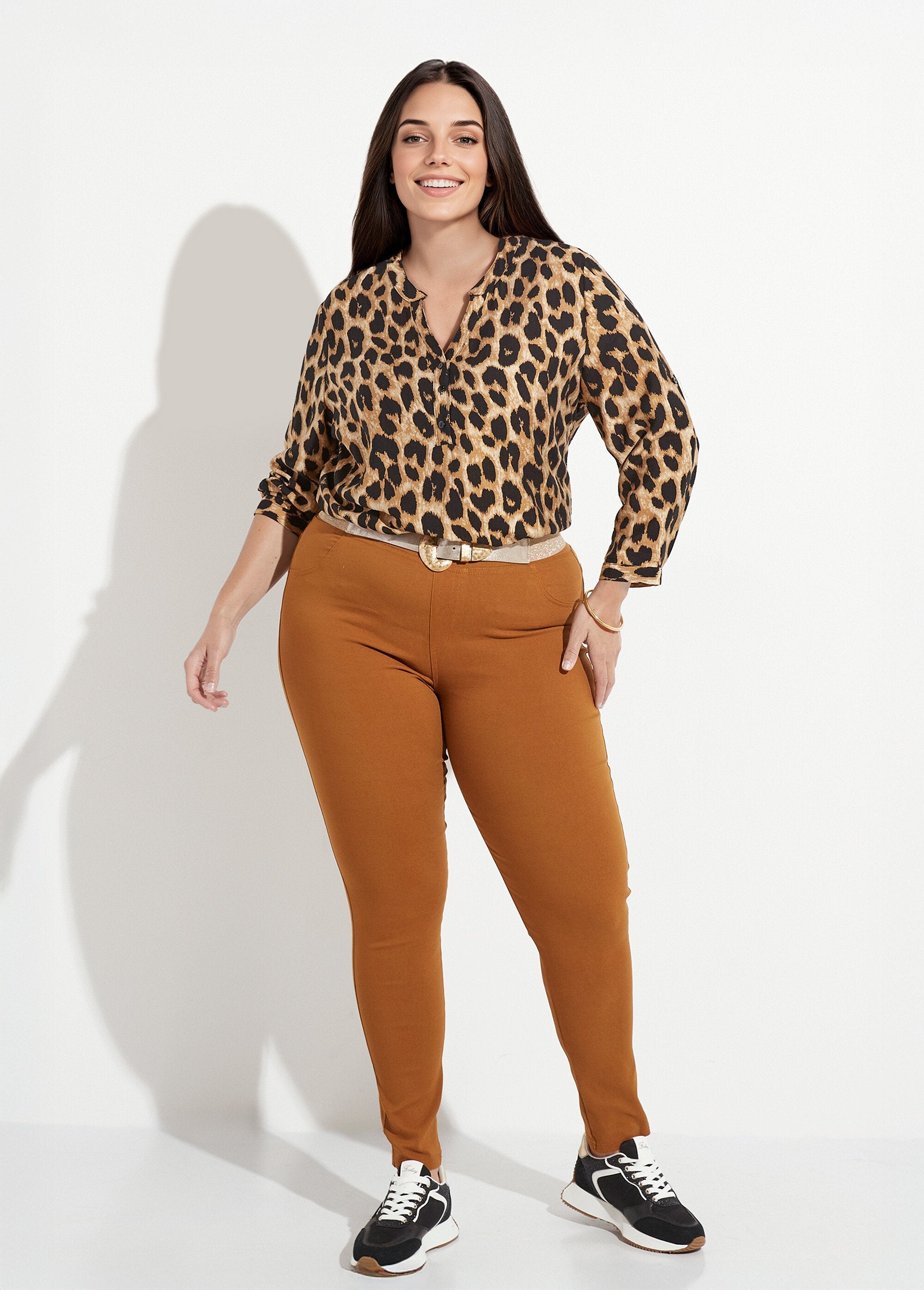 Pantalones_elásticos_con_cintura_elástica_camello_SF1_curvy