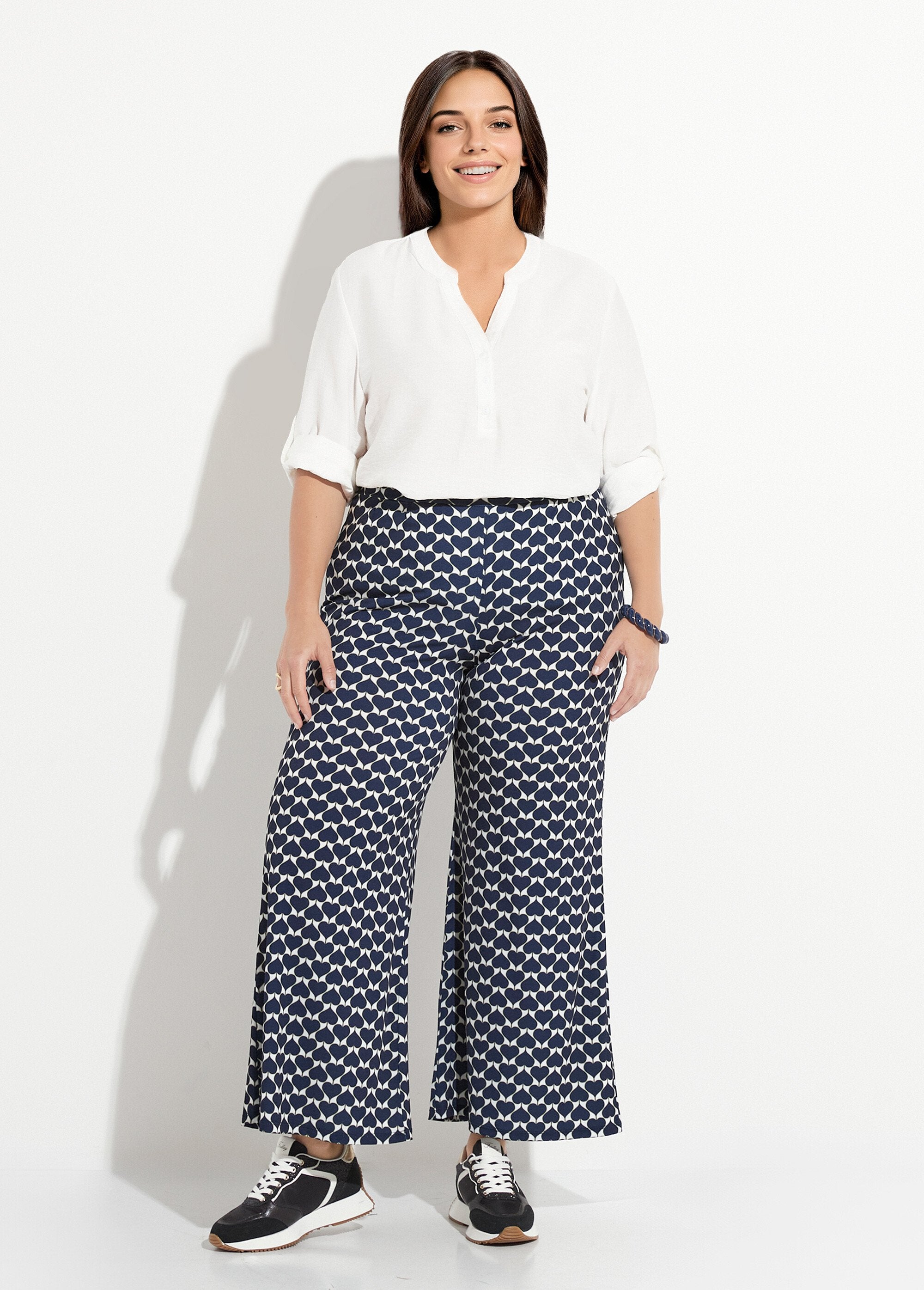 Pantalón_ancho_fluido_con_estampado_de_corazones_Marina_SF1_curvy