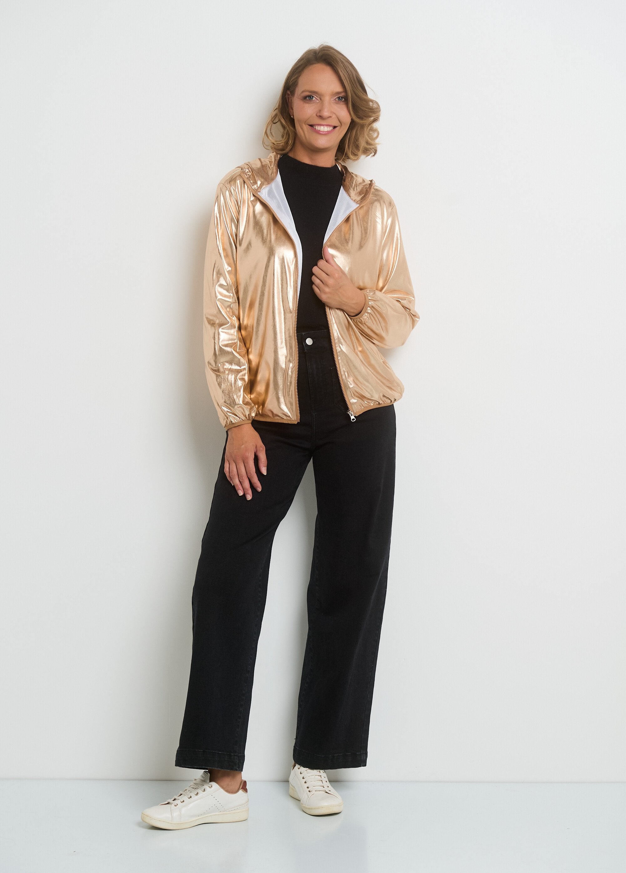 Parka_brillante_con_capucha_moderna_Dorado_SF1_slim