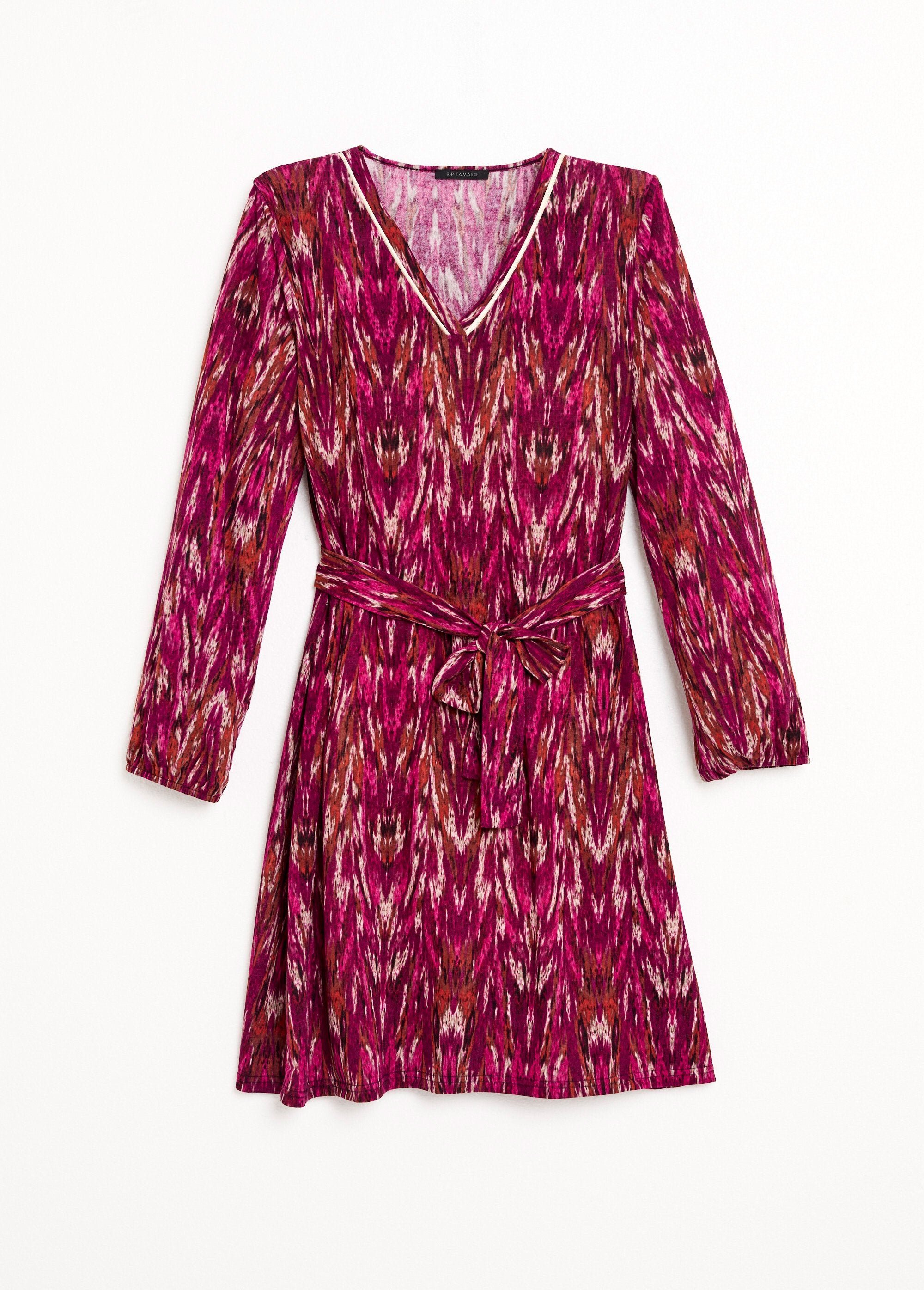 Vestido_corto_estampado_con_escote_en_pico_y_manga_larga_Grosella_negra_y_beige_AP1_slim