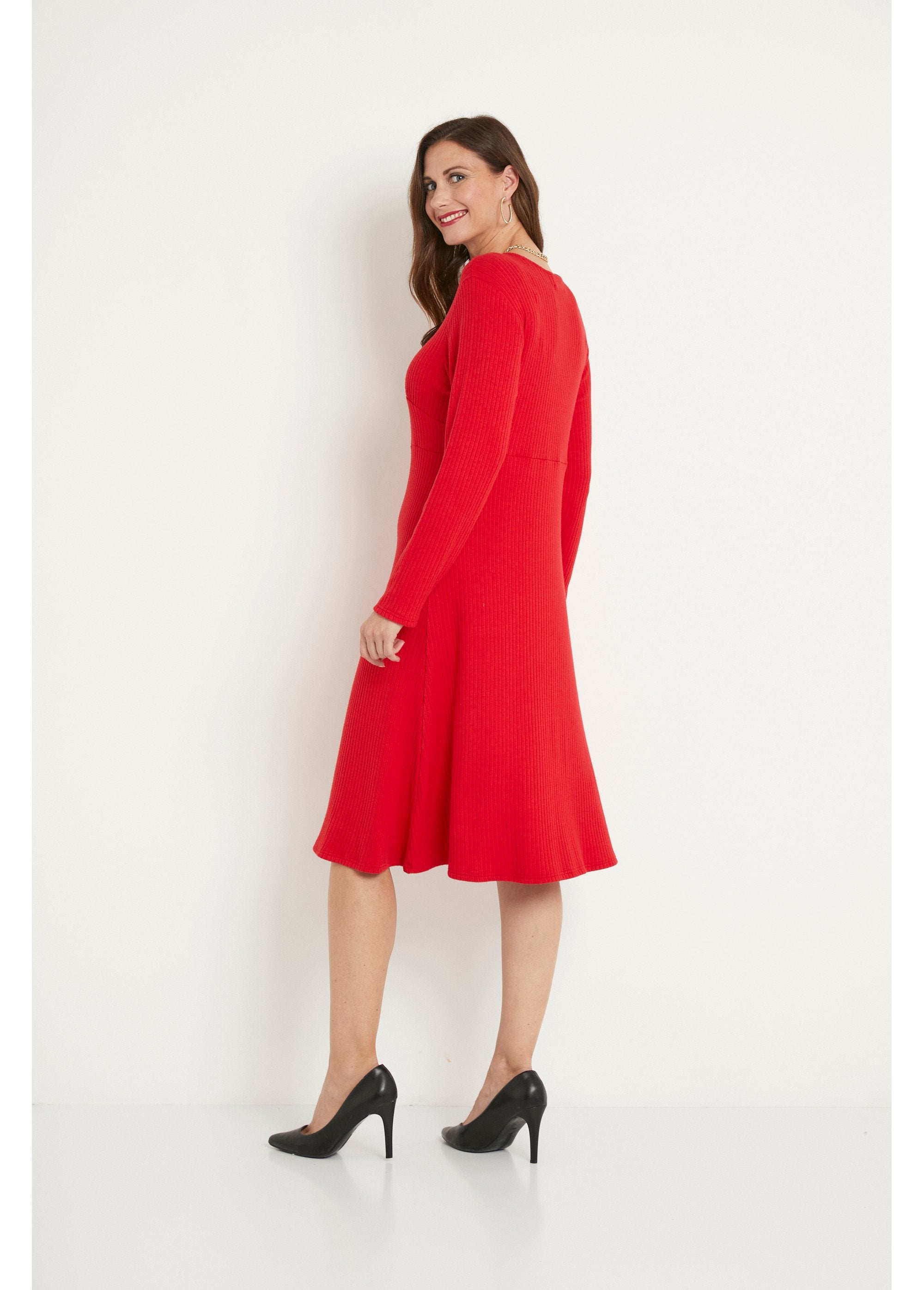 Vestido_corto_liso_de_punto_de_canalé_con_cuello_en_V_Rojo_DO1_slim