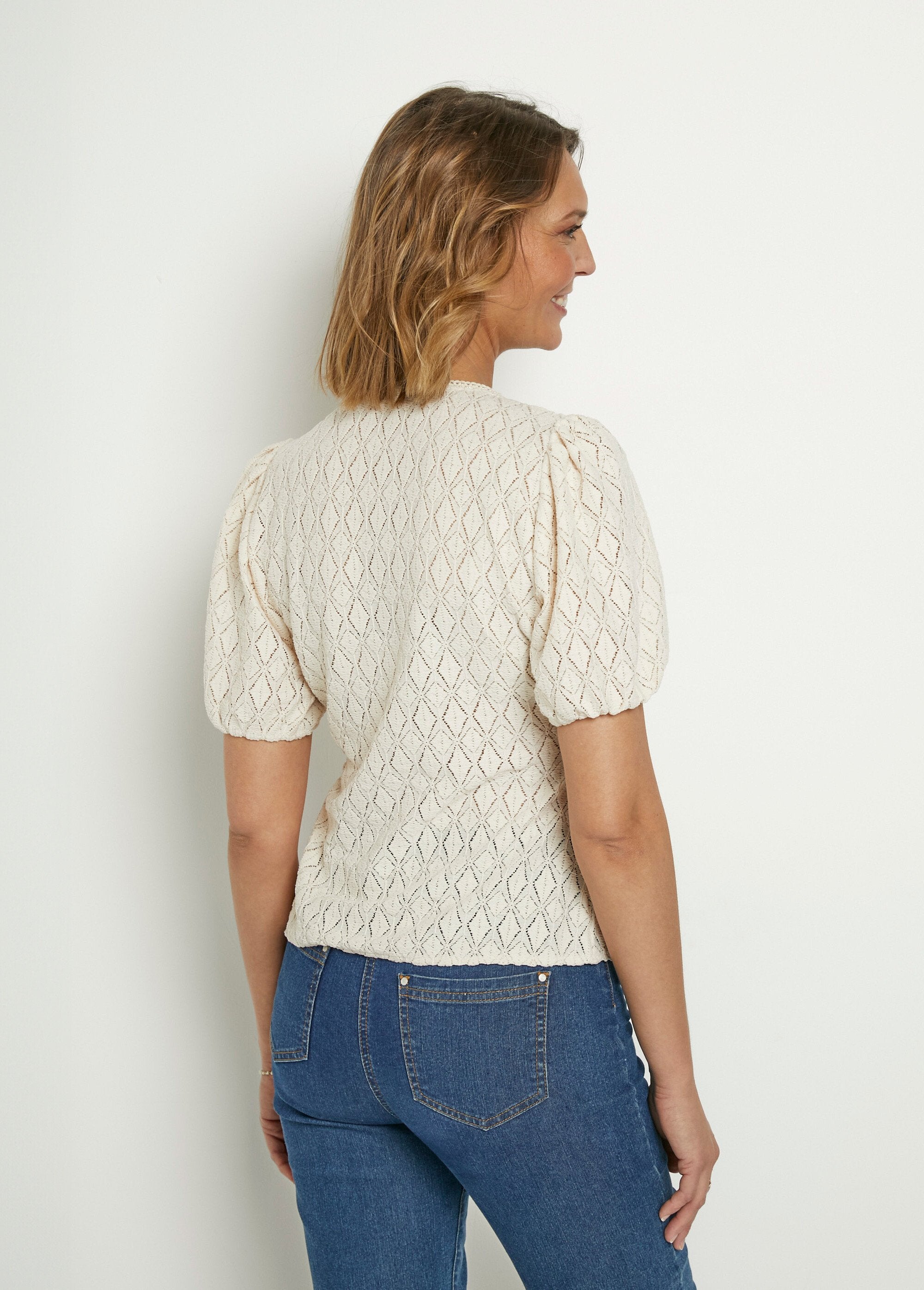 Camiseta_cruzada_con_mangas_abullonadas_Crudo_DO1_slim