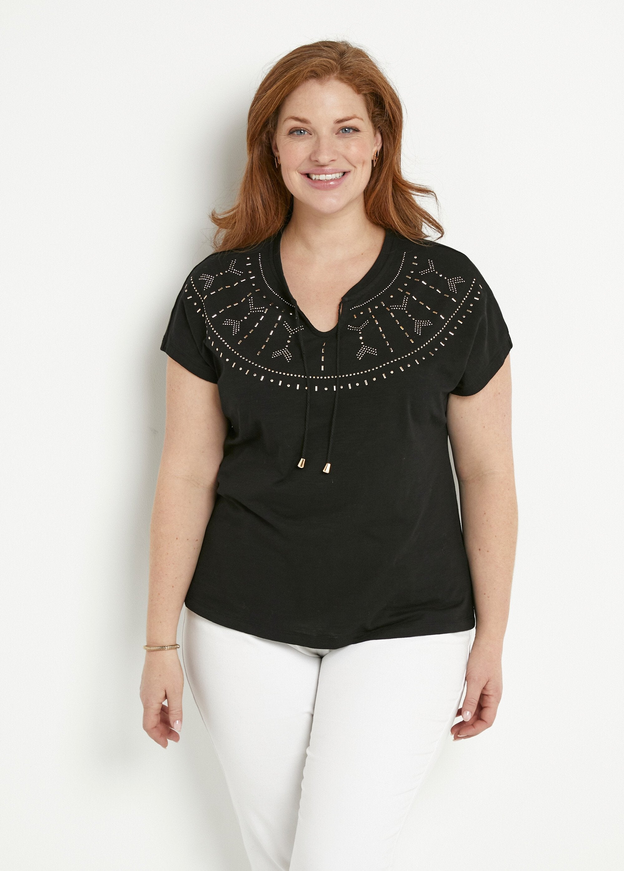 Camiseta_corta_lisa_punto_flameado_tachuelas_Negro_FA1_curvy