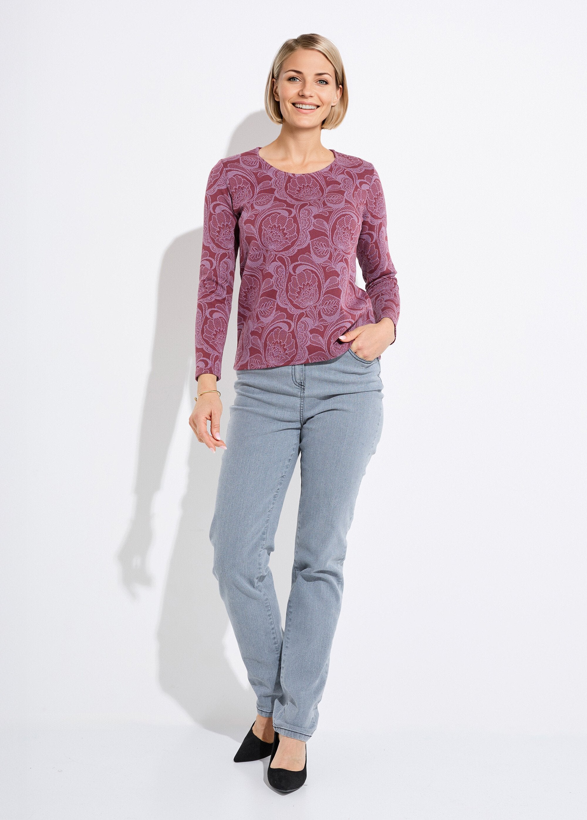 Camiseta_de_jacquard_floral_con_cuello_redondo_Burdeos_y_rosa_SF1_slim