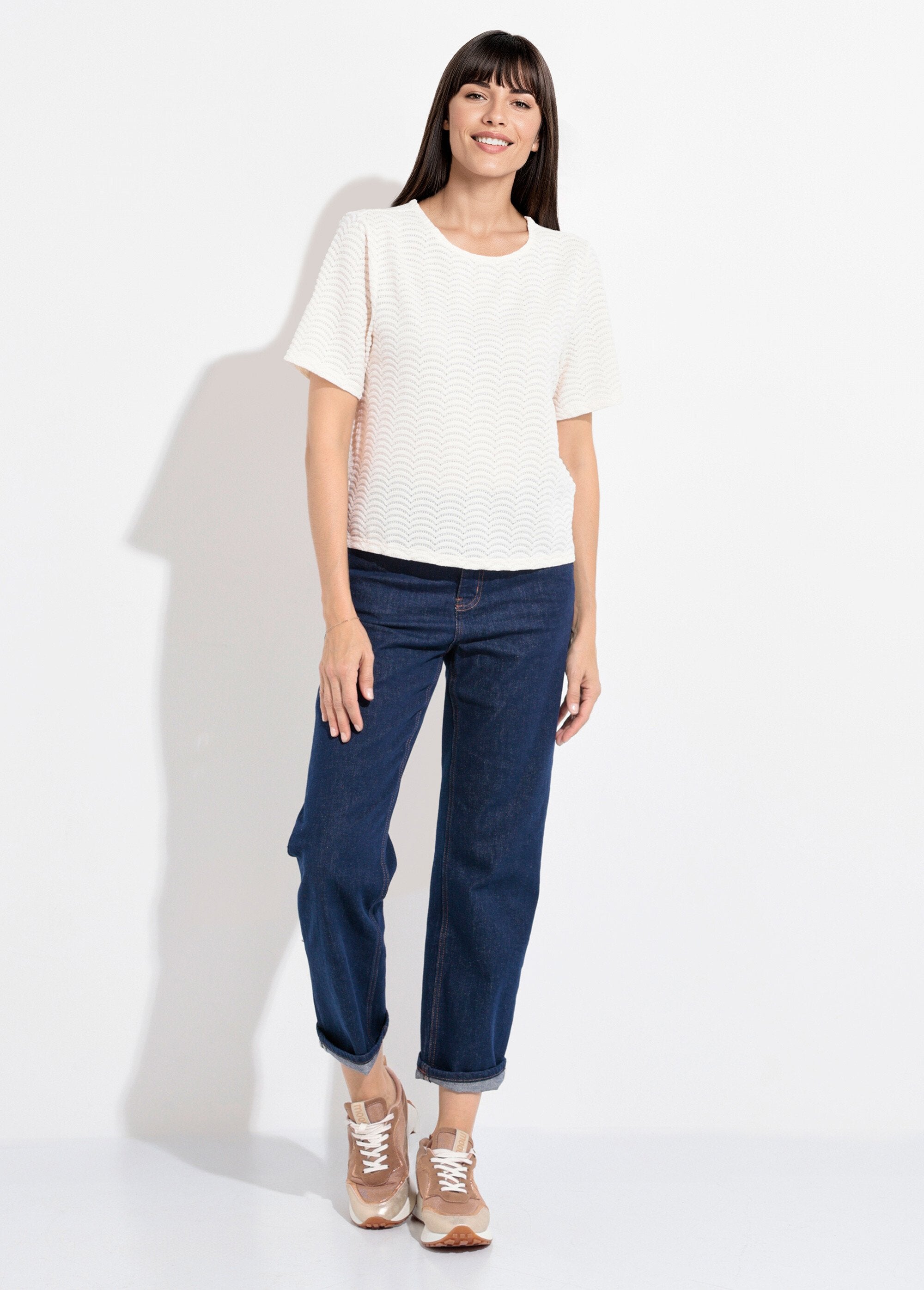 Camiseta_de_malla_con_estampado_de_escamas_en_relieve_Beige_SF1_slim