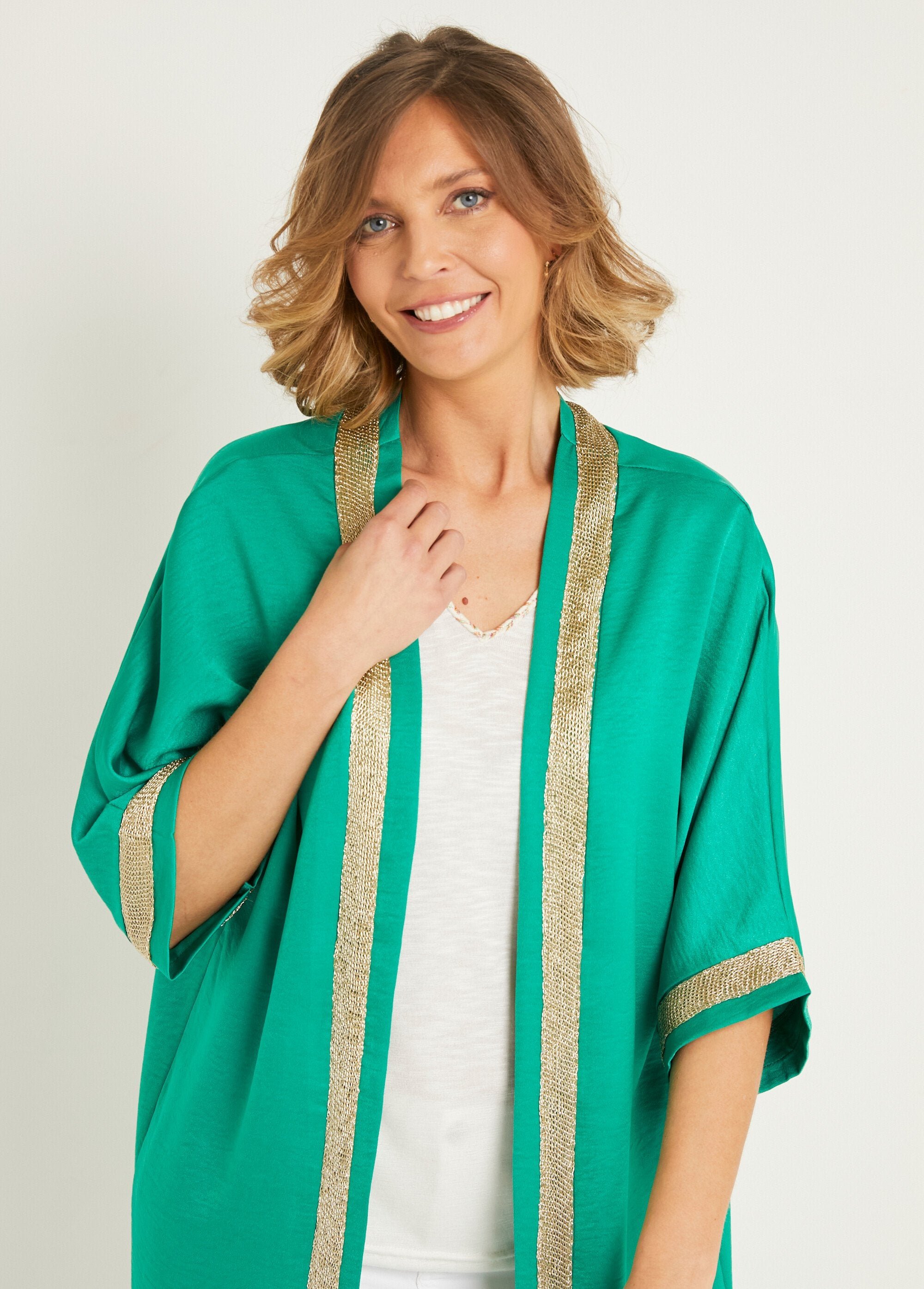 Chaqueta_larga_con_detalles_chic_Verde_DE1_slim
