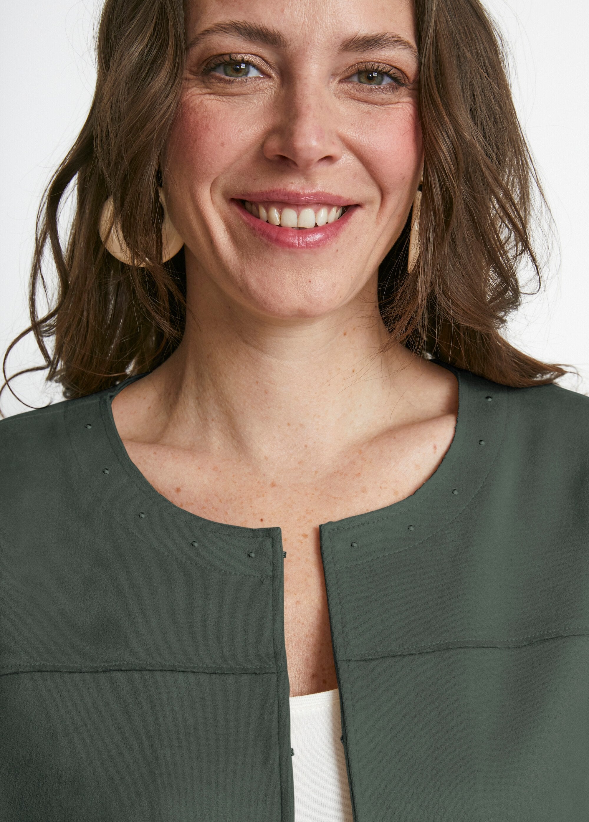 Chaqueta_de_ante_sin_cuello_Caqui_oscuro_DE2_slim