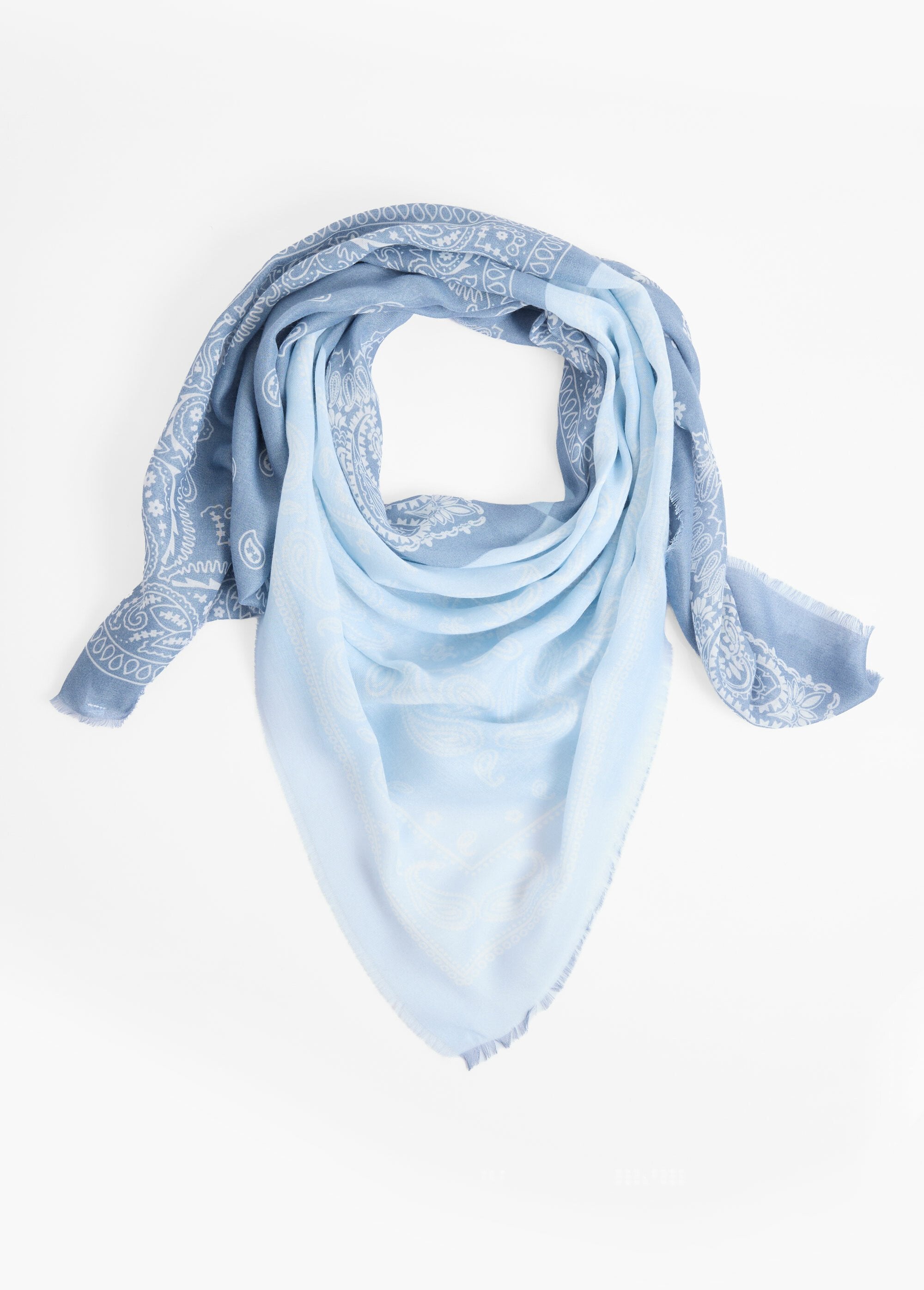 Foulard_carré,_motif_bandana_dégradé_Bleu_FA1_slim
