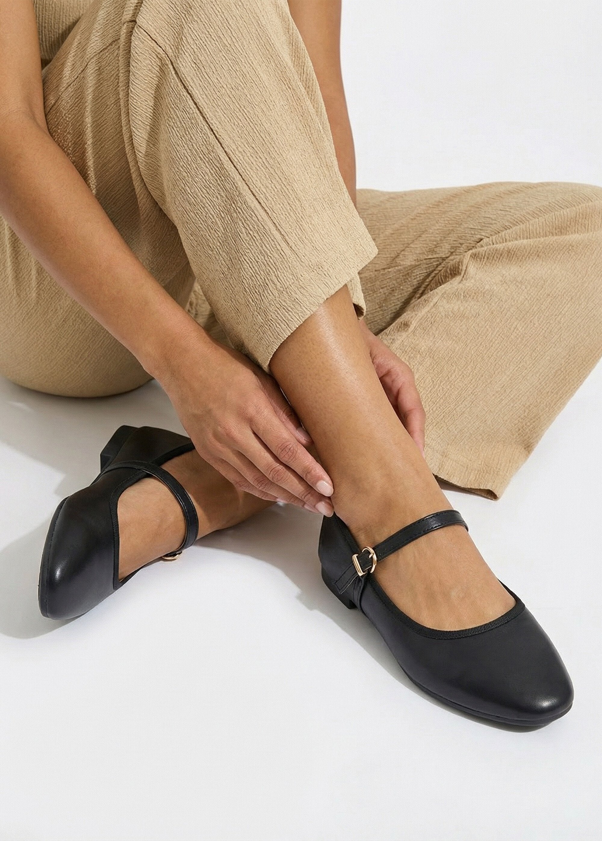 Bailarinas_planas_con_tira_Negro_SF1_slim