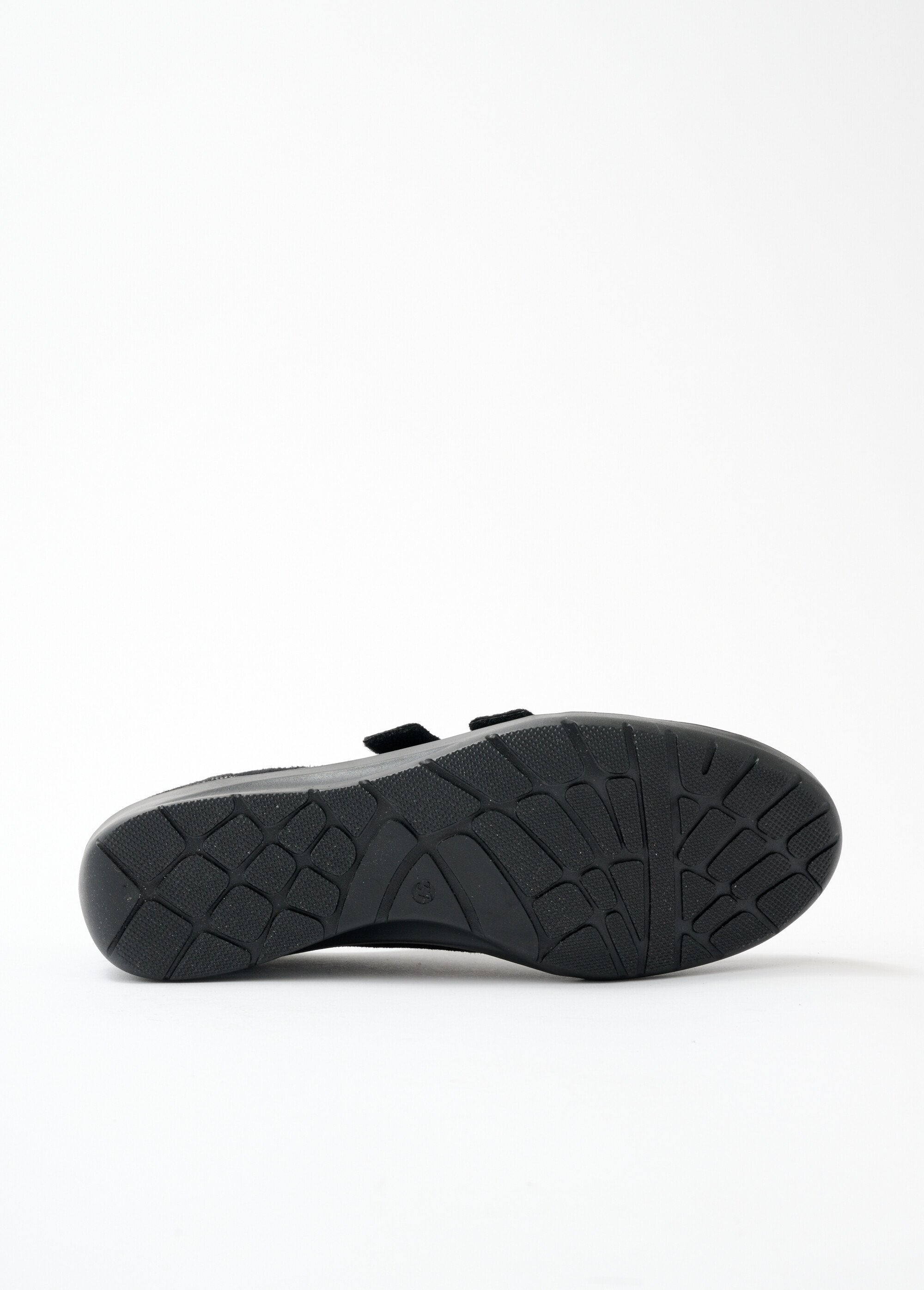 Cómodas_zapatillas_de_piel_con_velcro_ancho._Negro_UN1_slim