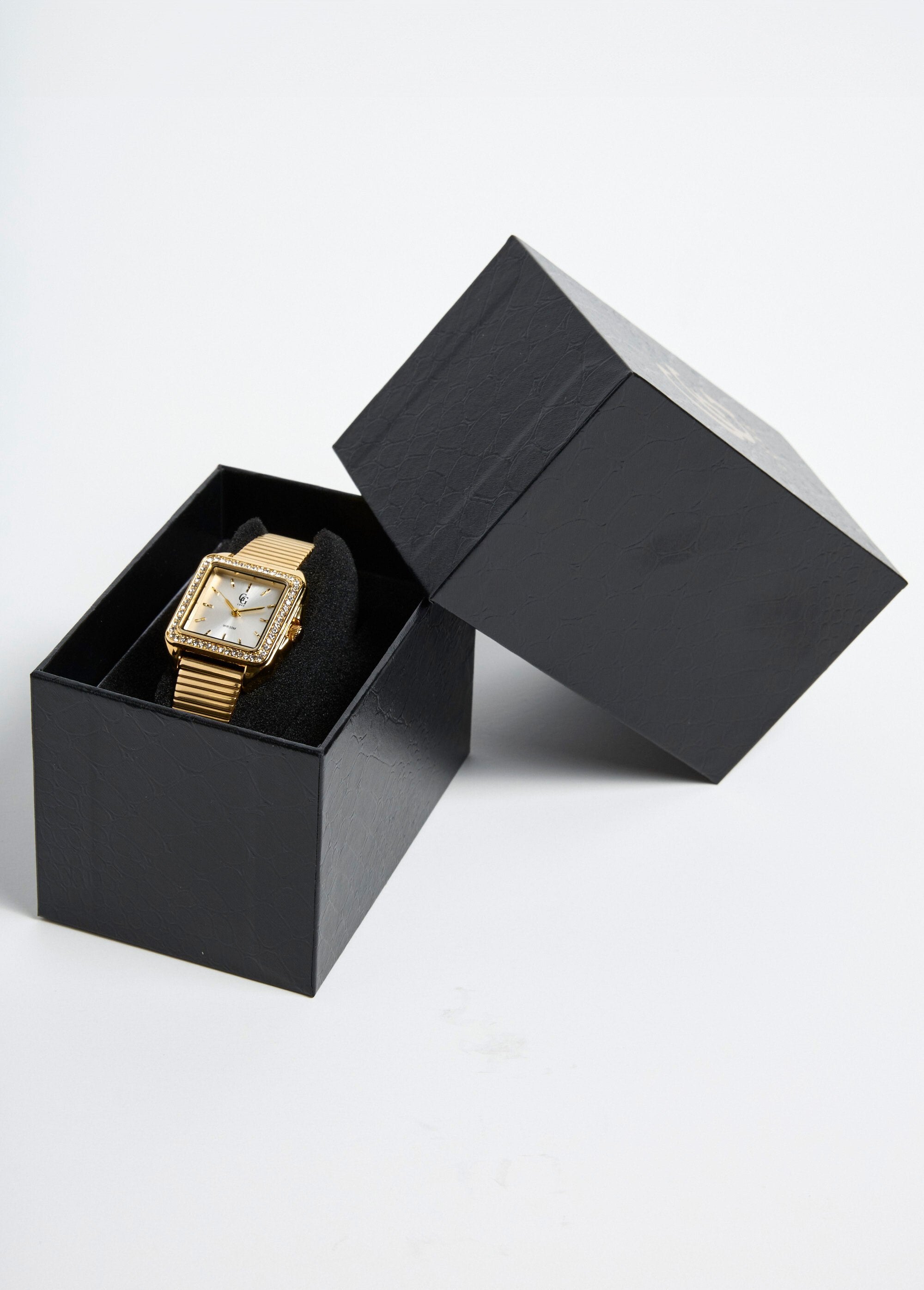 Reloj_cuadrado_de_acero_inoxidable_con_pedrería._Dorado_DE4_slim