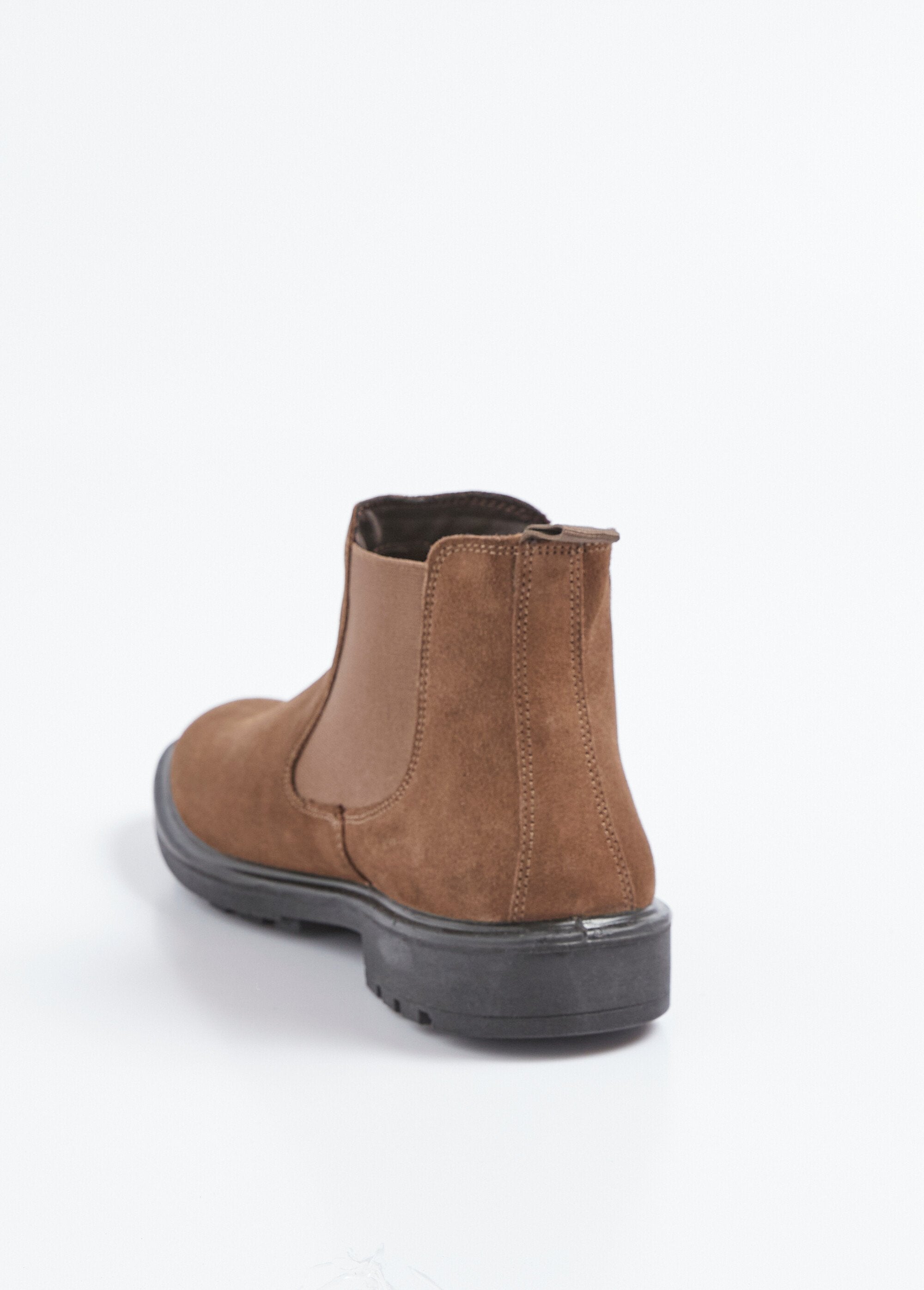 Boots_Chelsea_pour_homme_en_cuir_velours_Beige_DO1_slim