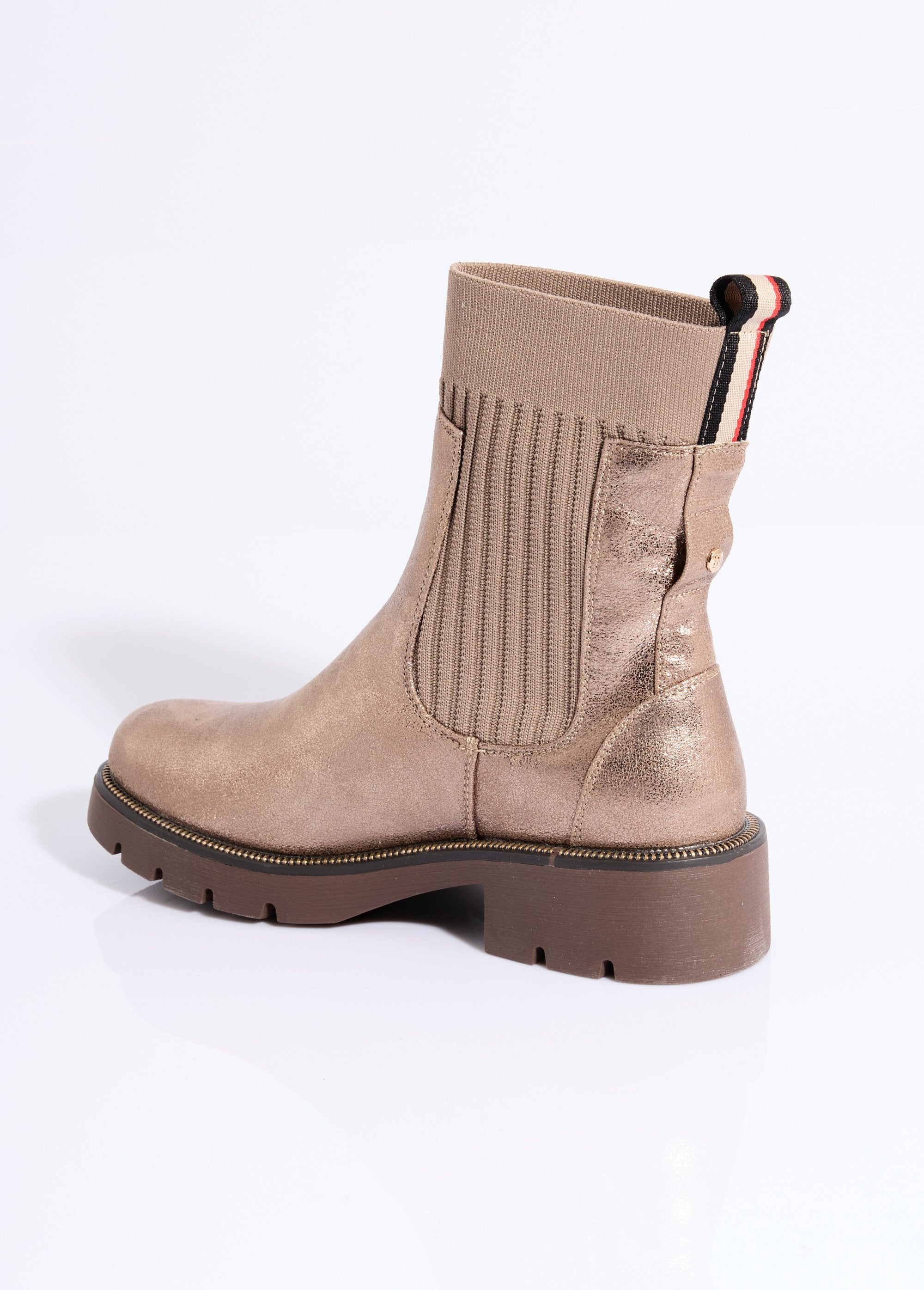 Botas_altas_tipo_calcetín_con_muescas_Lunar_DE1_slim