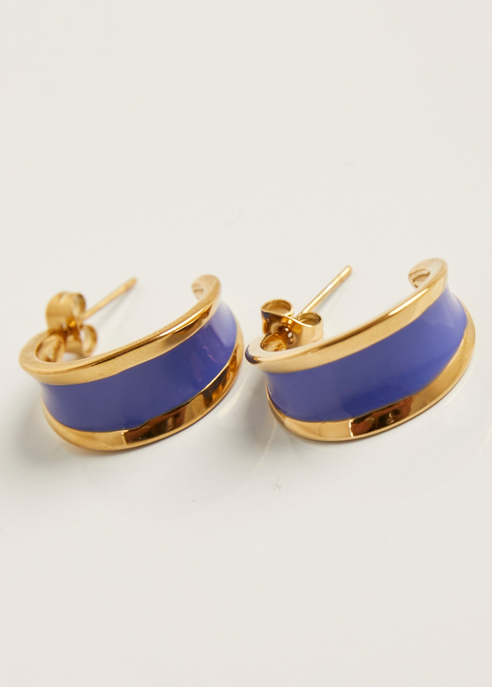 Pendientes_de_aro_de_esmalte_y_acero_Oro_y_azul_DE2_slim