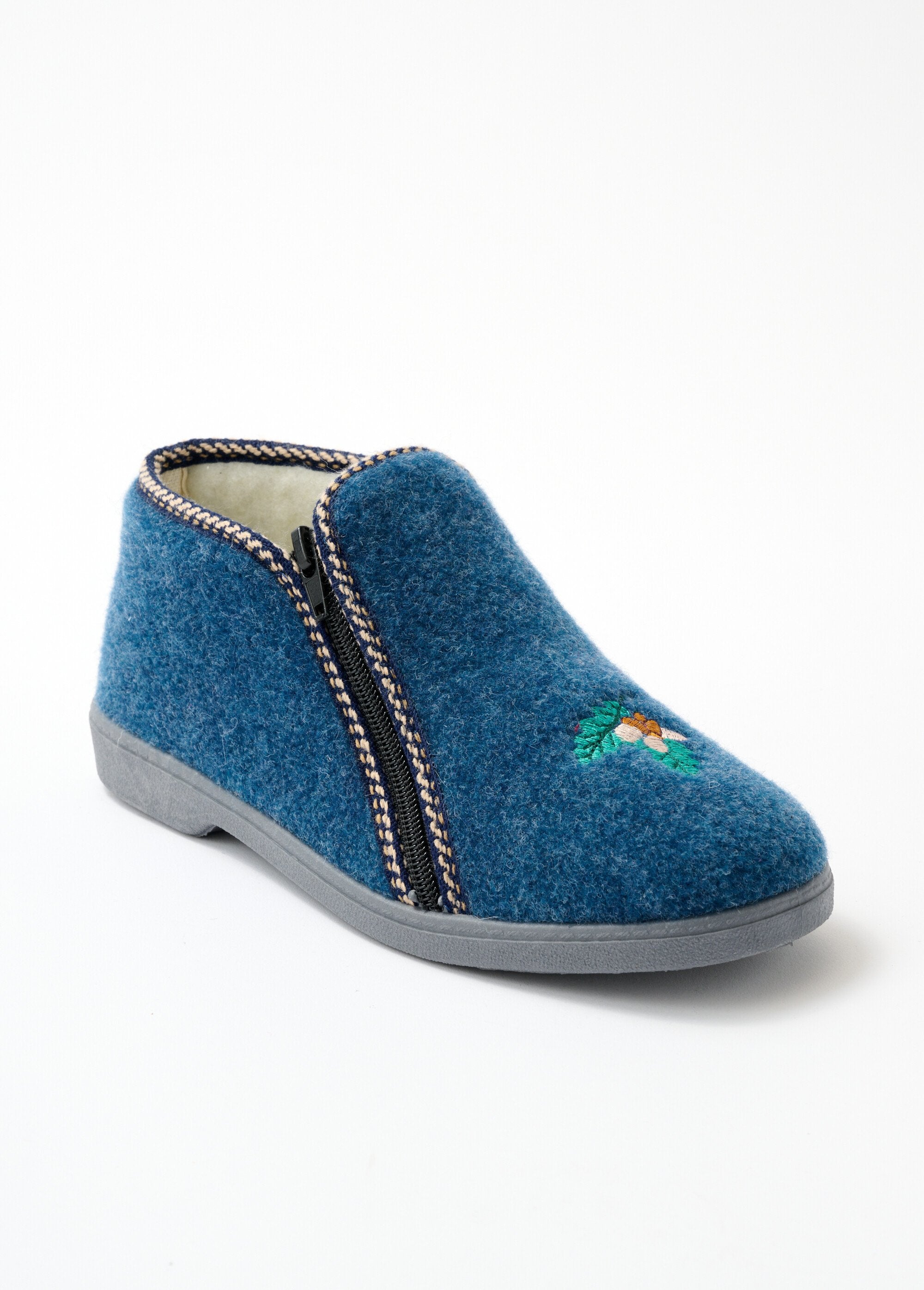 Pantuflas_altas_anchas_bordadas_vaqueros_azules_FA1_slim