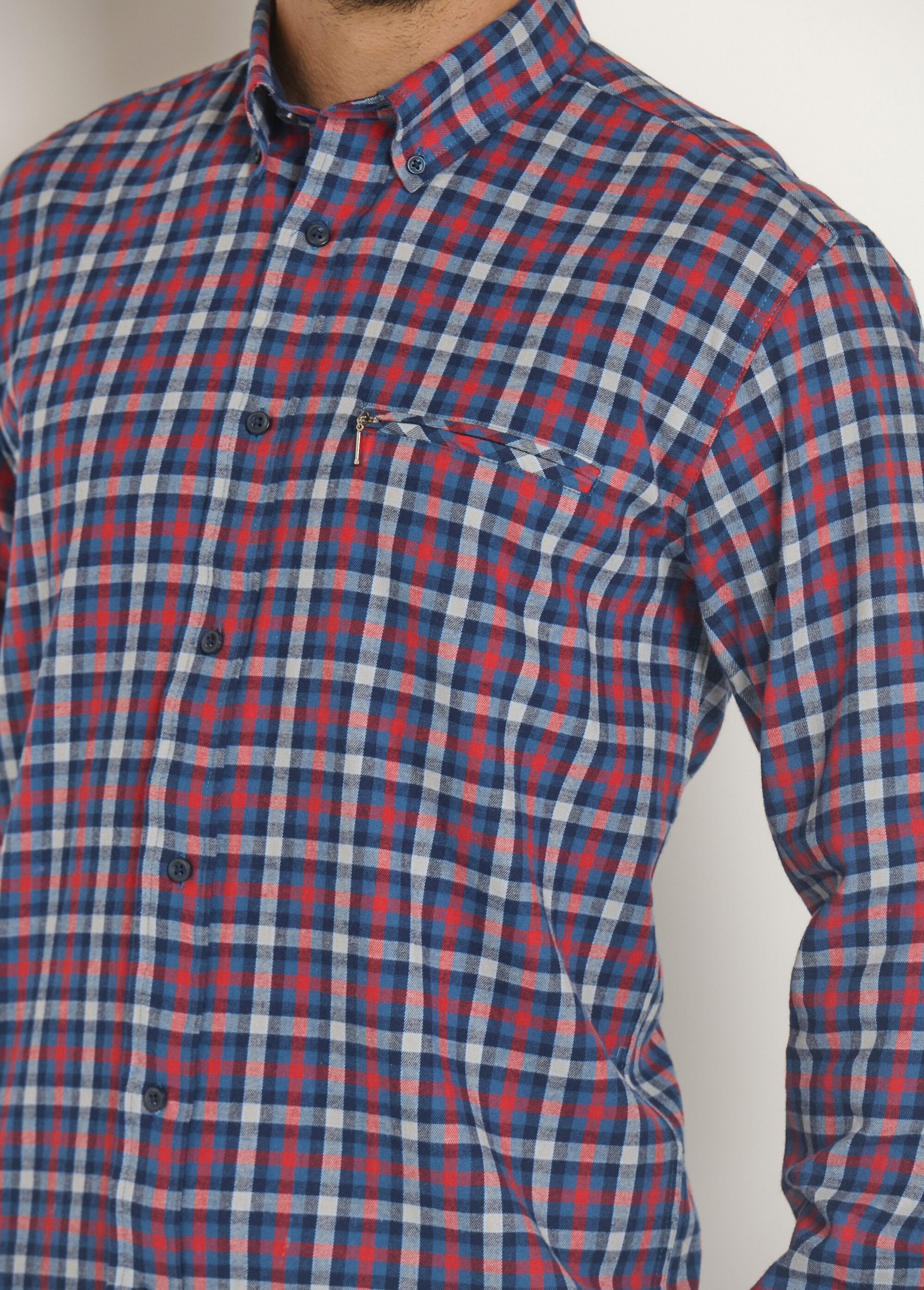 Camisa_de_franela_con_detalles_en_contraste,_oscura_Azulejos_rojos_DE1_slim