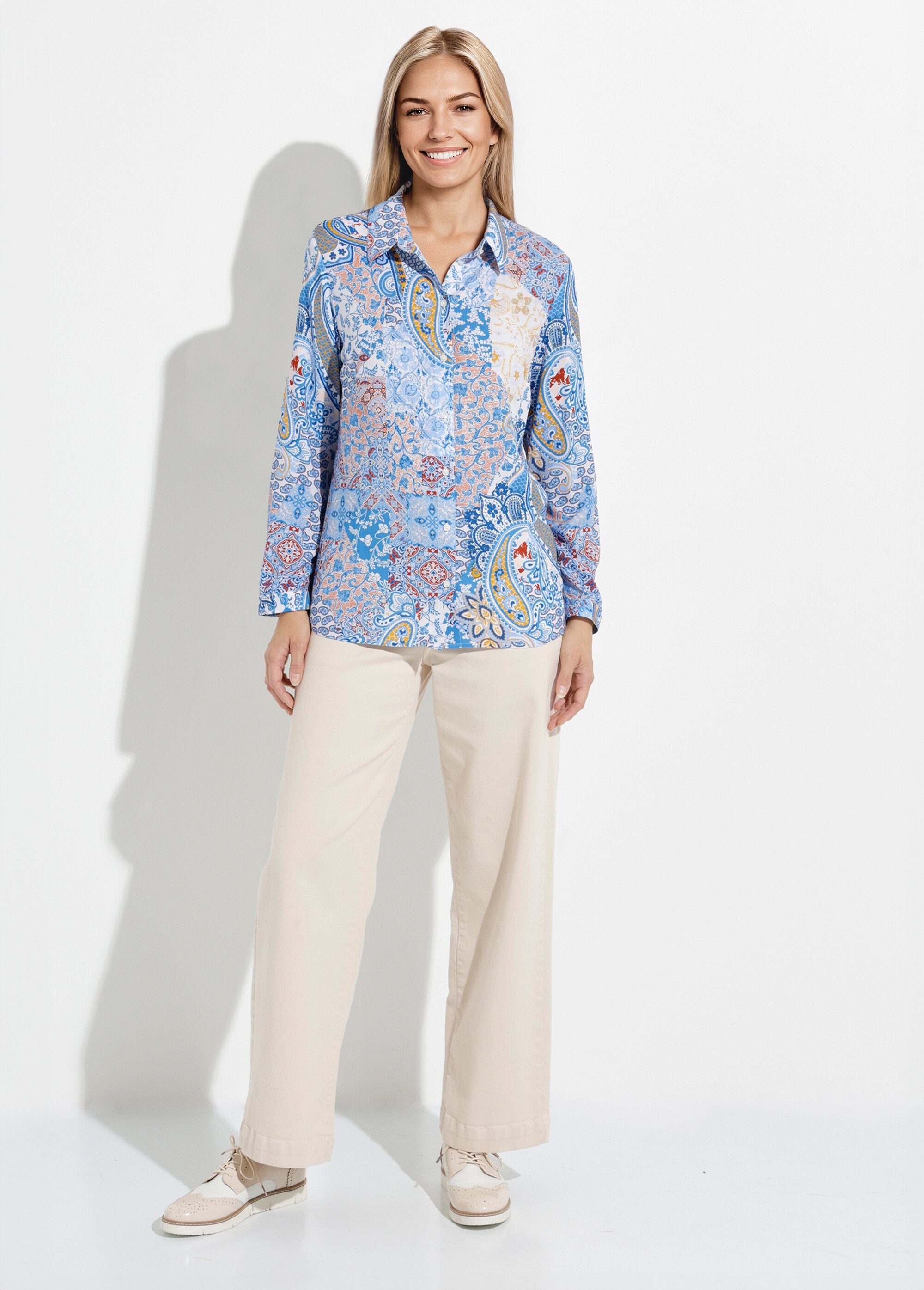 Blusa_larga_y_fluida_con_botones_y_estampado_paisley_Plano_SF1_slim