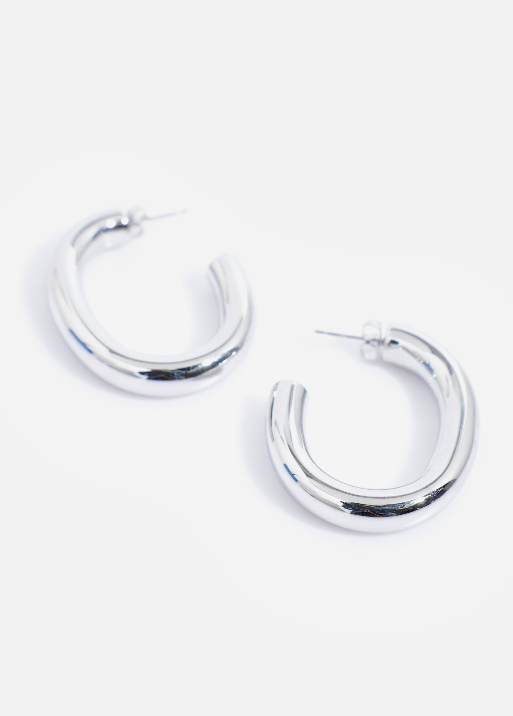 Elegantes_pendientes_de_aro_ovalados_de_acero_inoxidable_Plata_DE1_slim