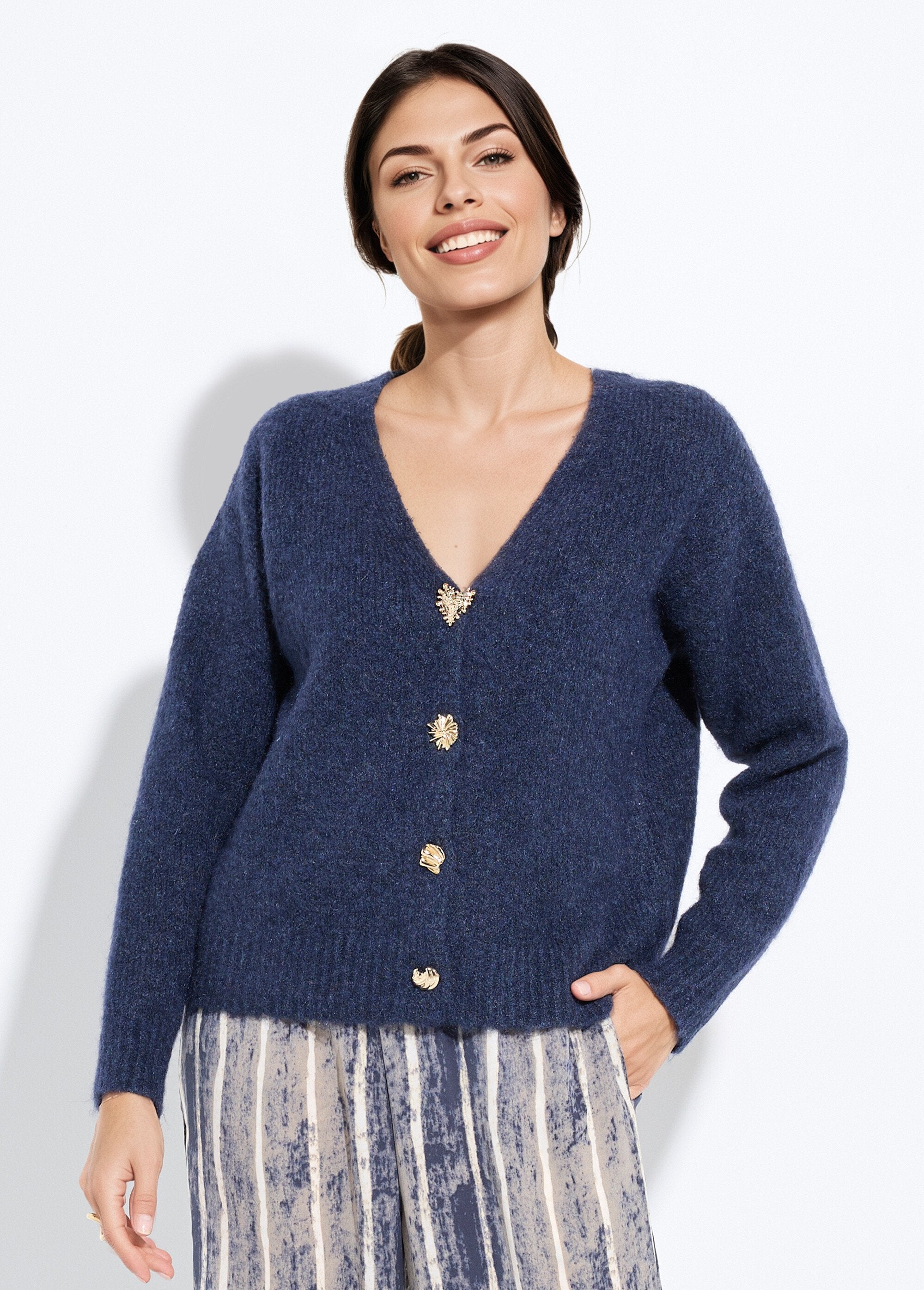 Chaleco_de_lana_cálido_con_botones_joya_Azul_FA1_slim