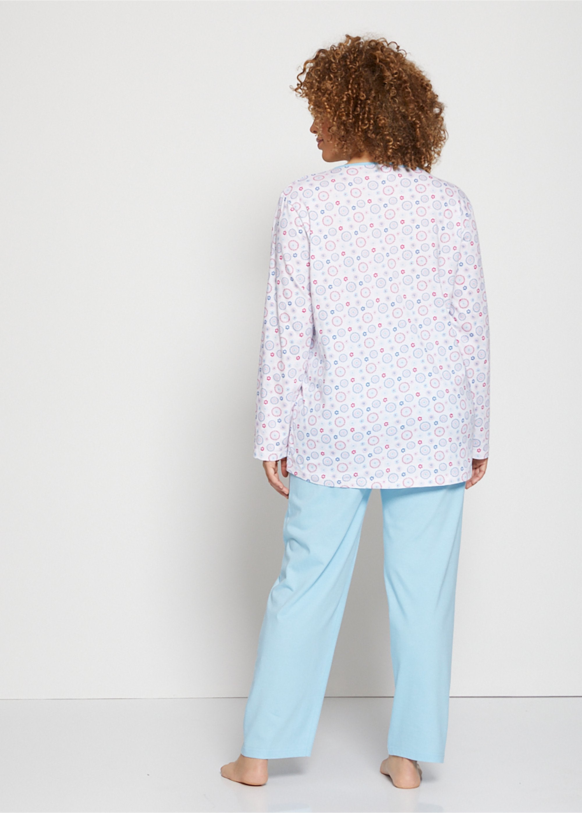 Top_de_pijama_de_manga_larga_Impreso_DO1_curvy