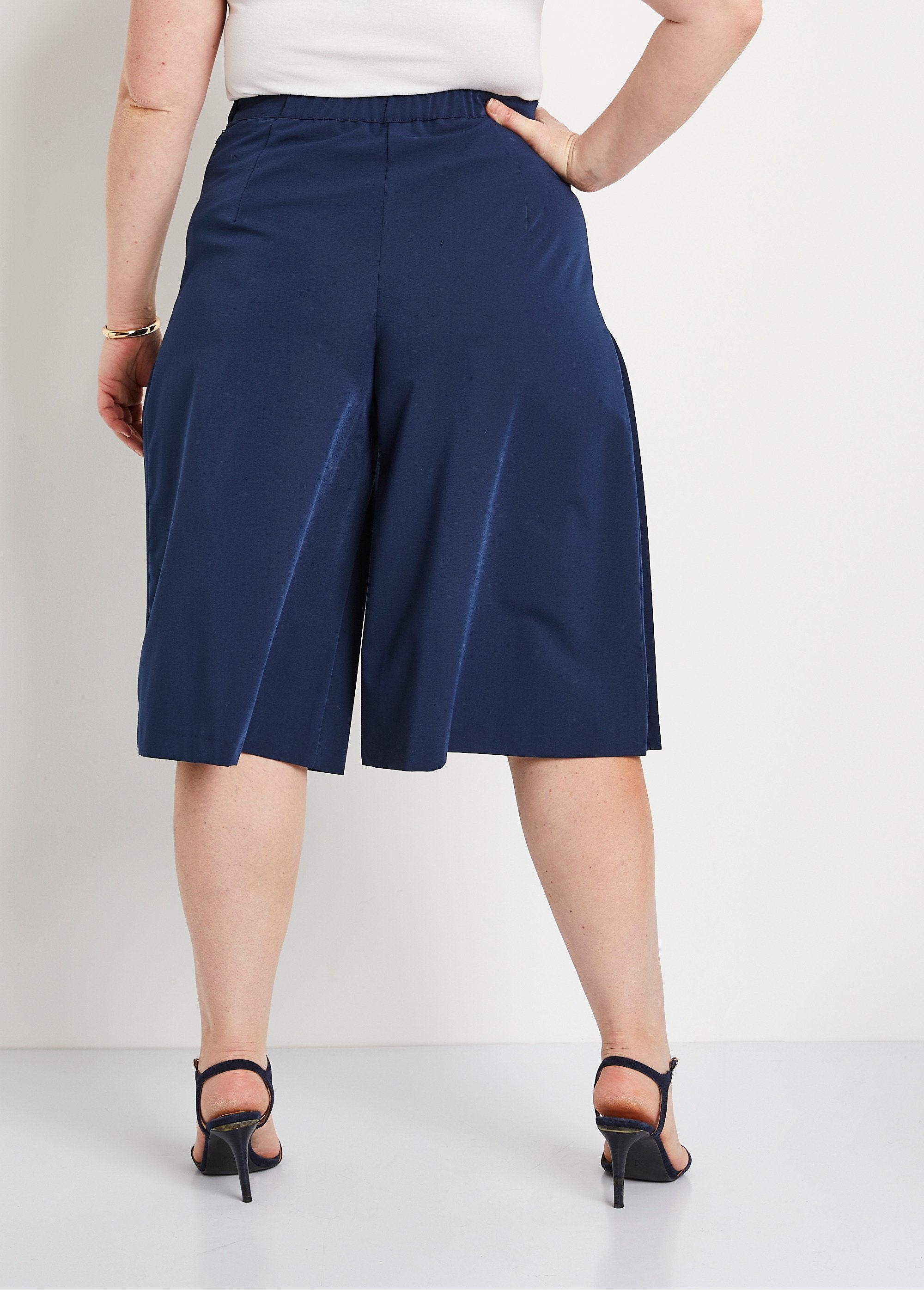 Culottes_largos_y_sueltos_Marina_DO1_curvy