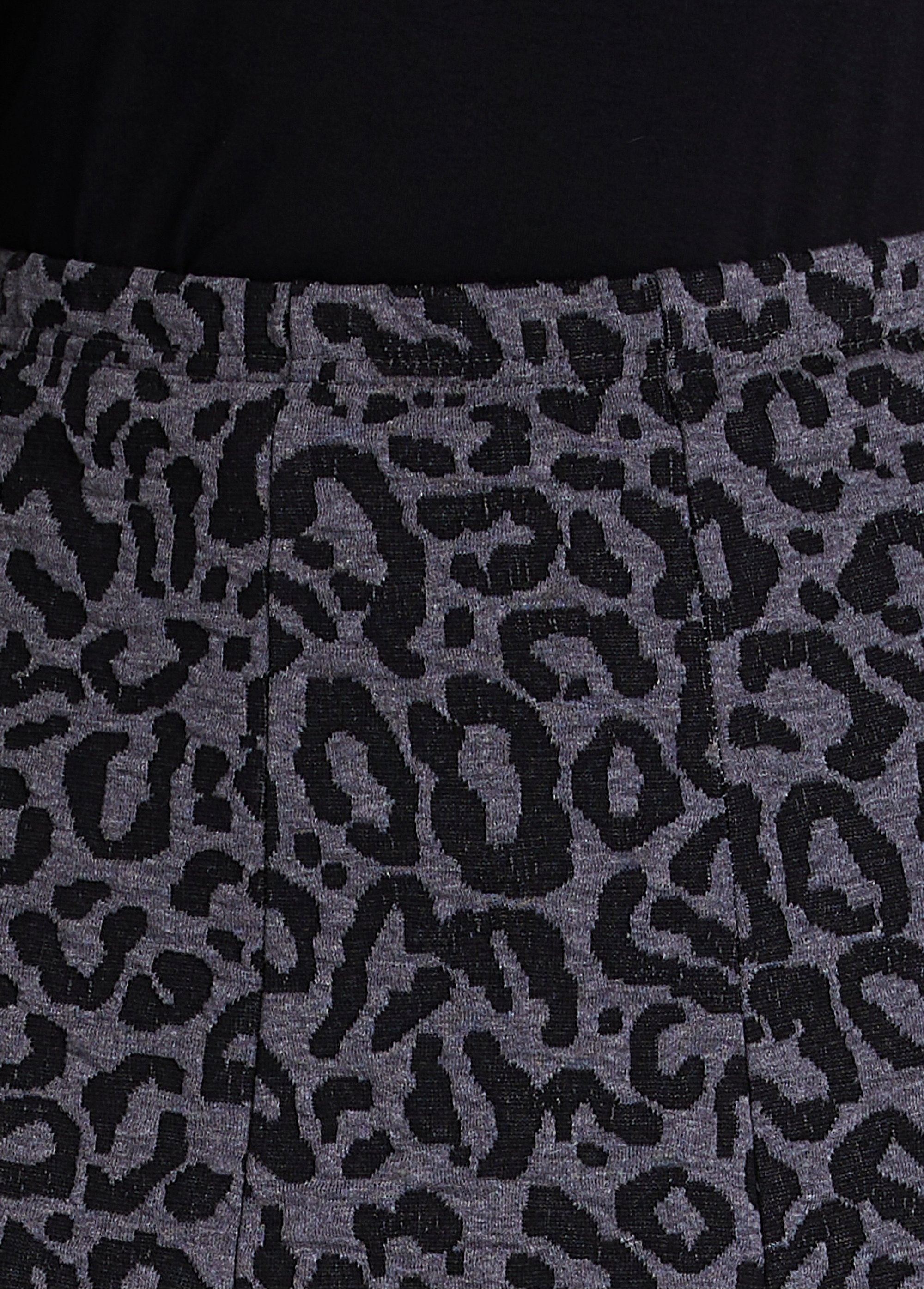 Falda_larga_de_vuelo_de_punto_jacquard_Gris_leopardo_DE1_slim