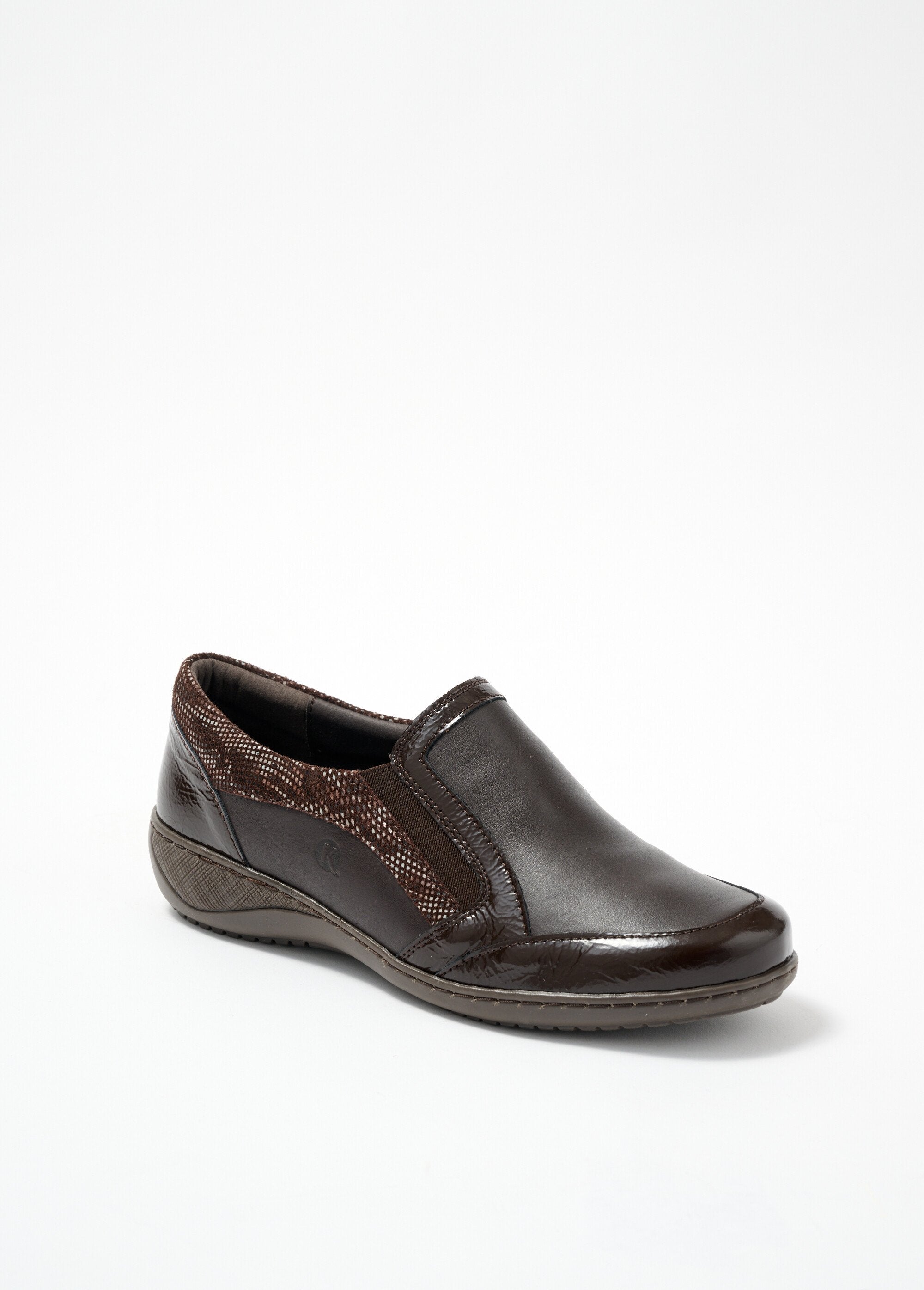 Mocasines_elásticos_de_piel_anchos_Marron_FA1_slim