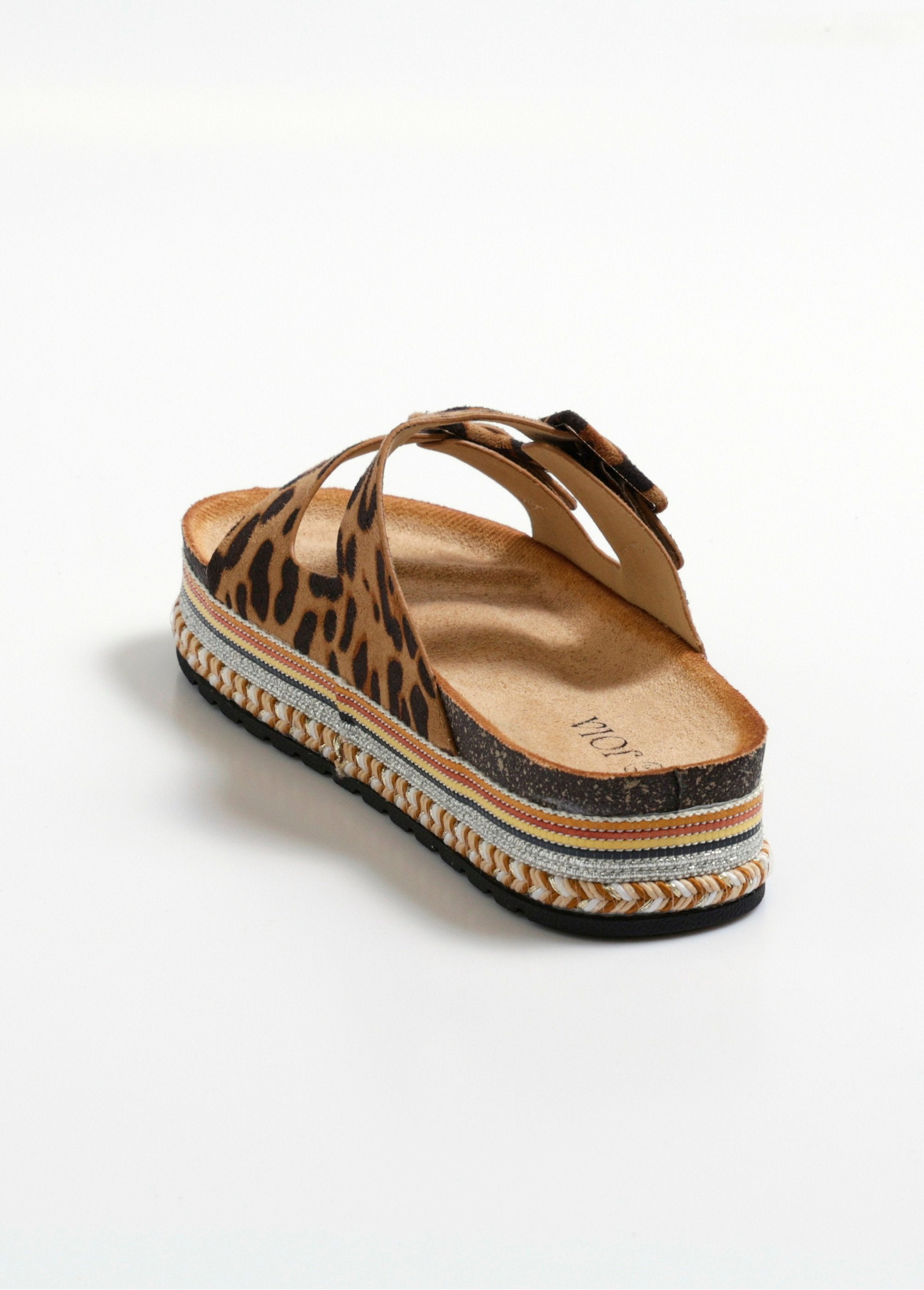 Mules_de_cuña_elegantes_con_hebillas_Leopardo_DO1_slim