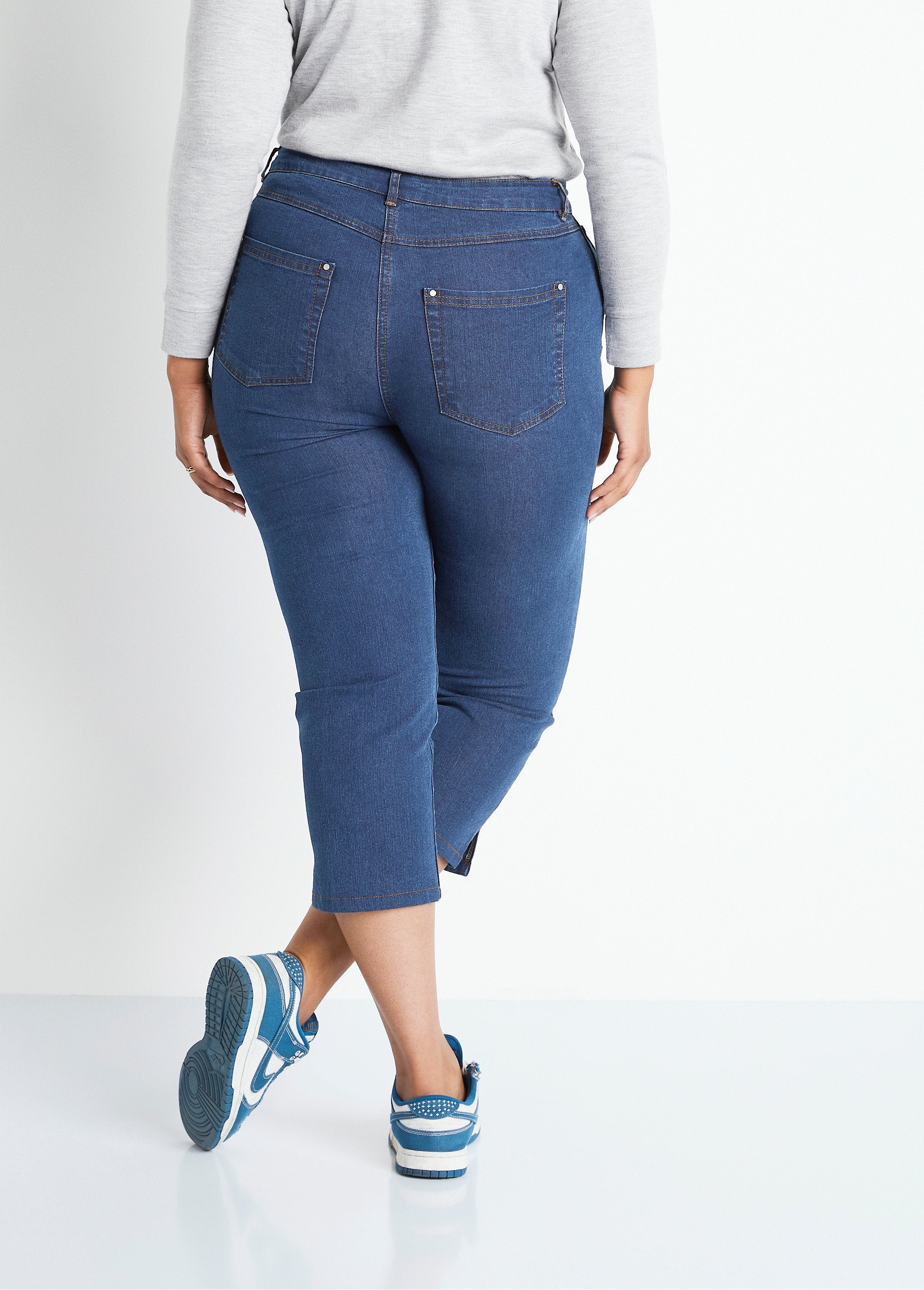 Pantalón_cropped_denim_elástico_Azul_DO1_curvy