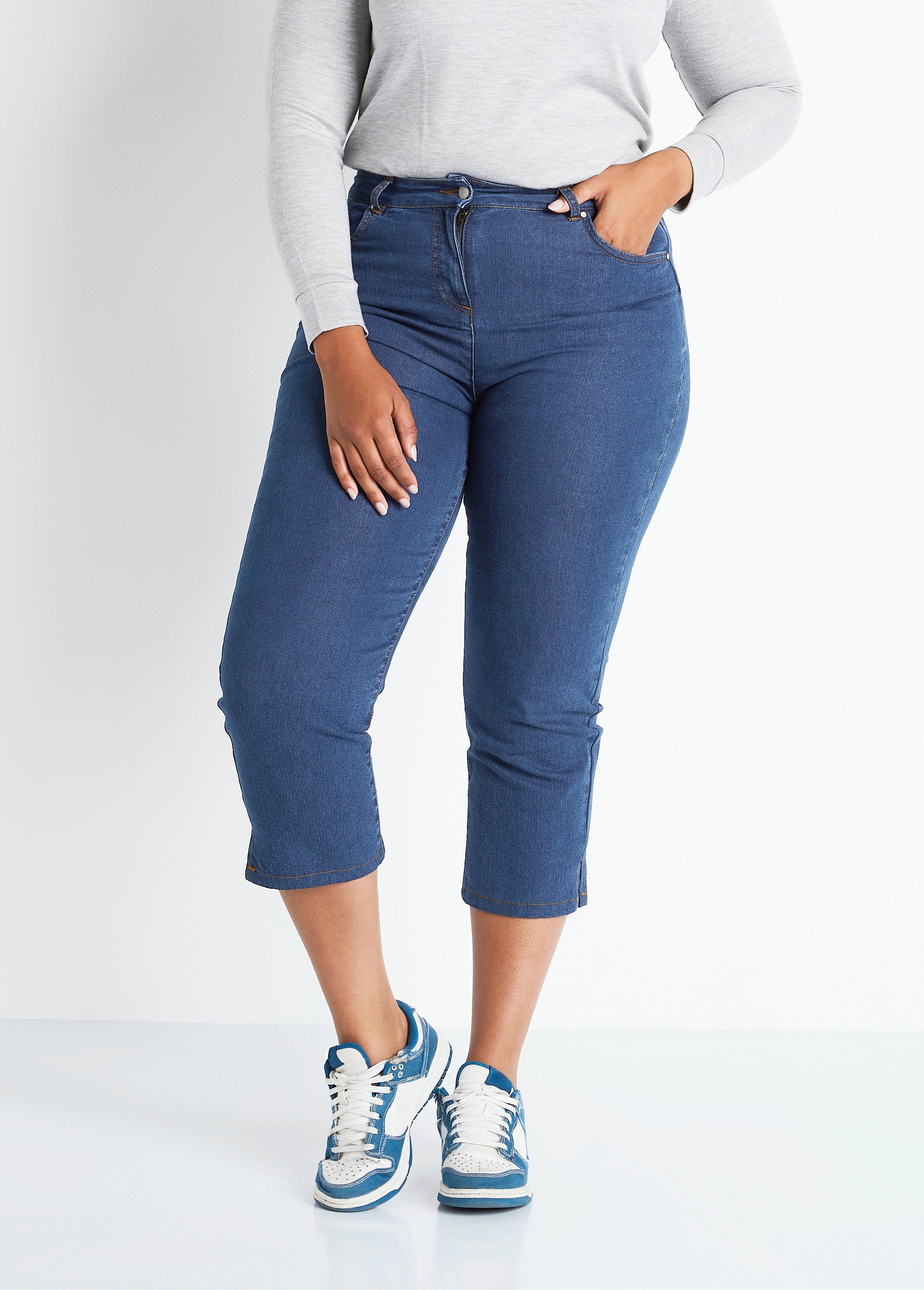 Pantalón_cropped_denim_elástico_Azul_FA1_curvy