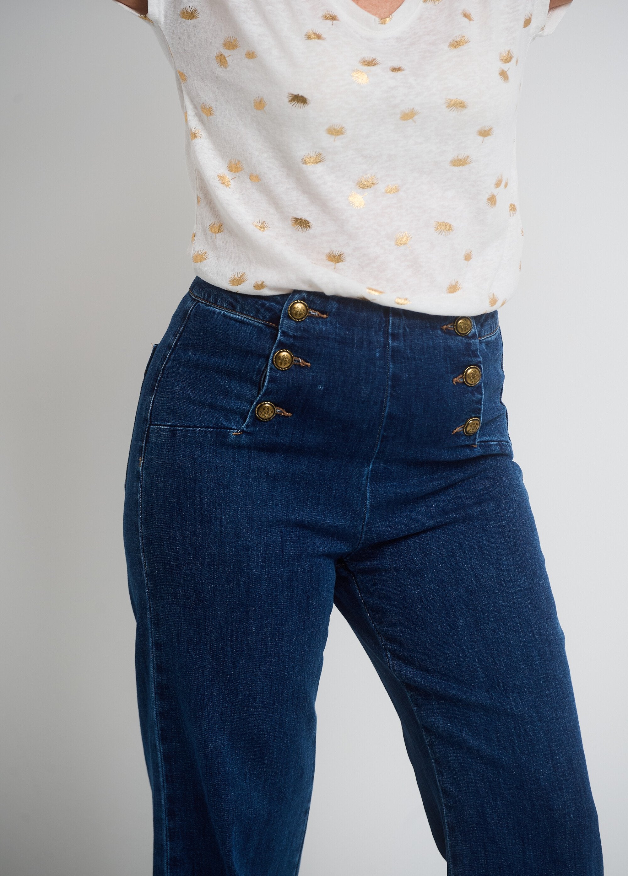 Pantalon_à_pont_en_jean_coupe_flare_Brut_DE1_slim