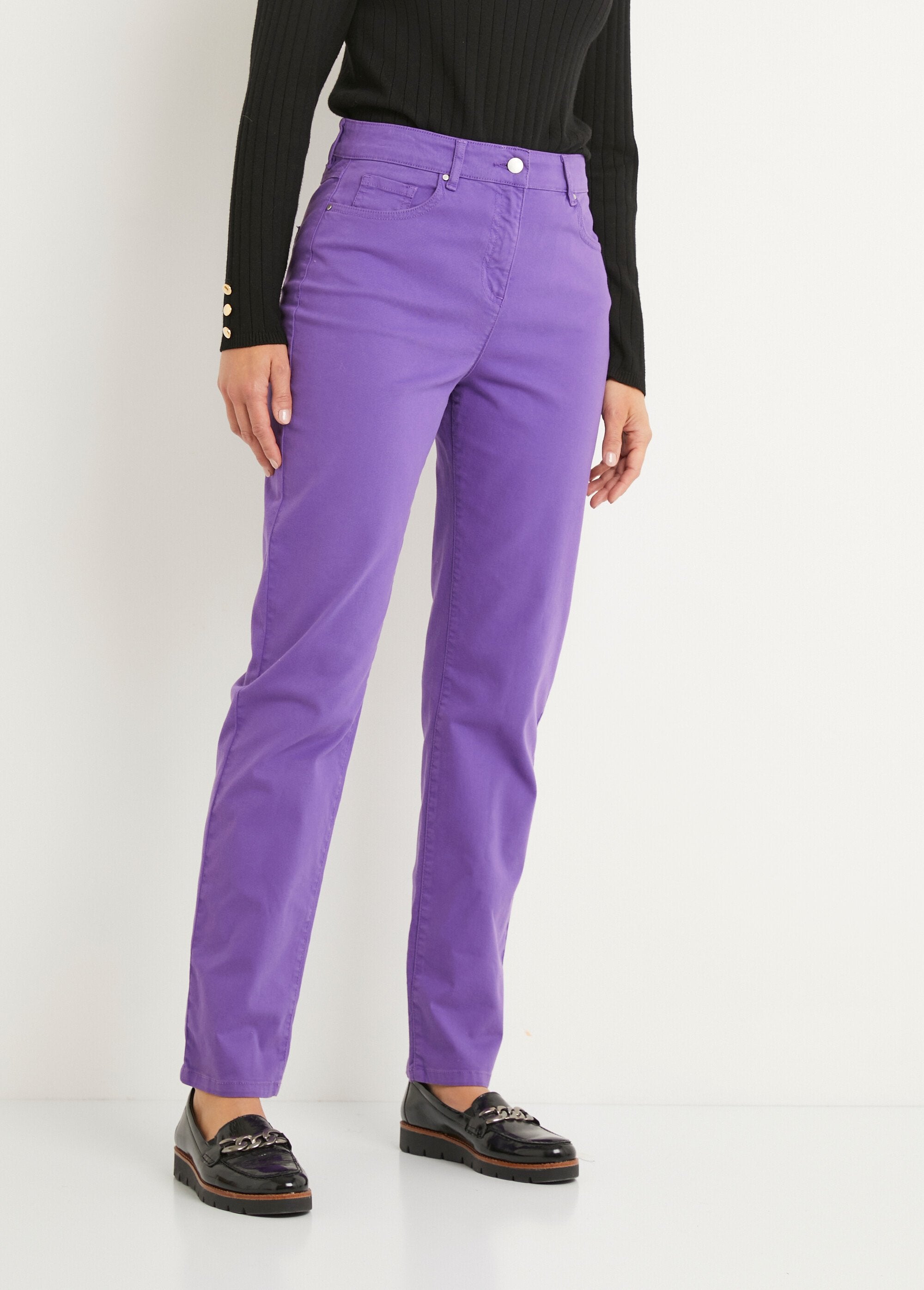 Pantalón_5_bolsillos_recto_de_algodón_elástico_Violet_FA1_slim