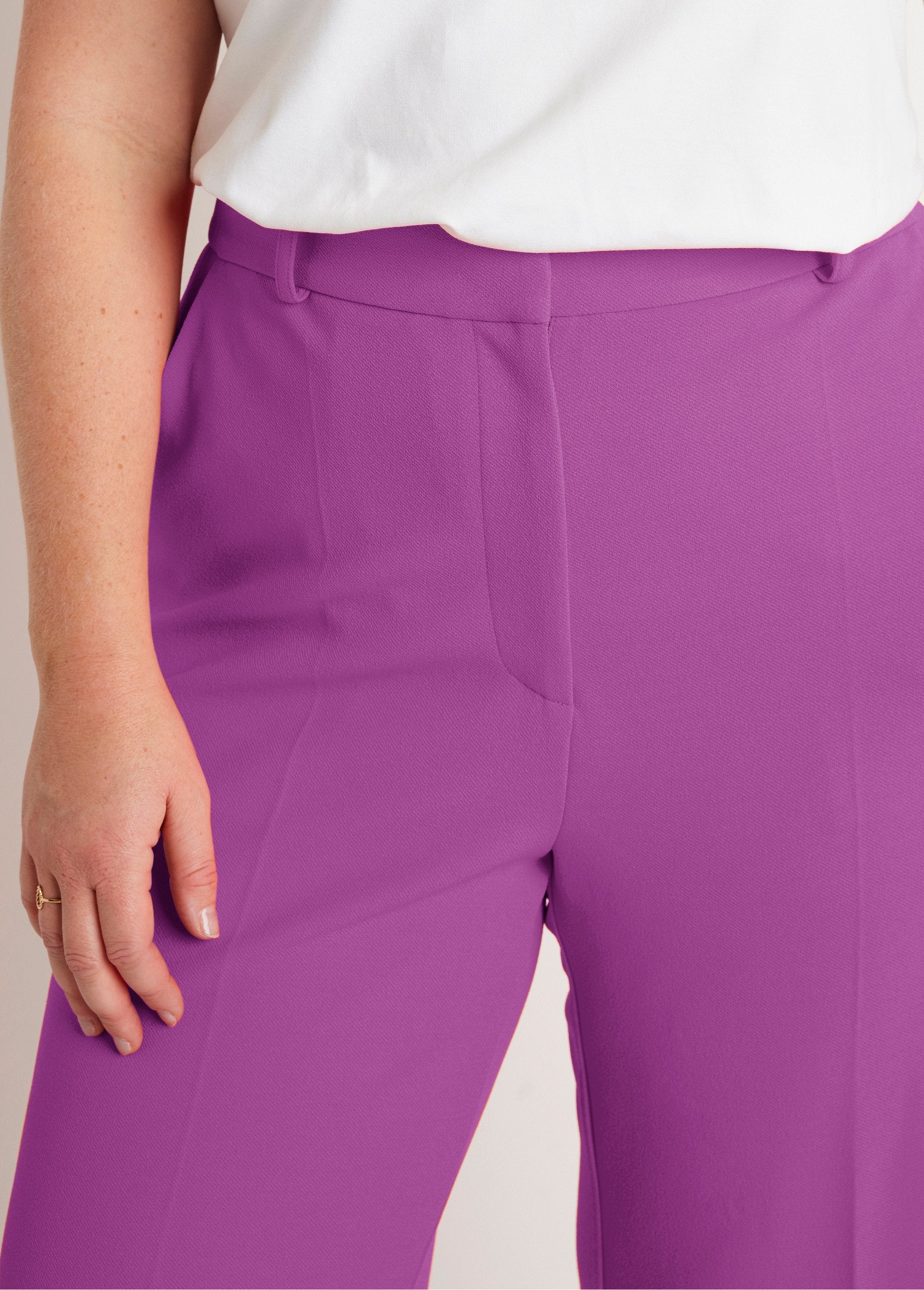 Pantalón_ancho_fluido_Púrpura_DE1_curvy