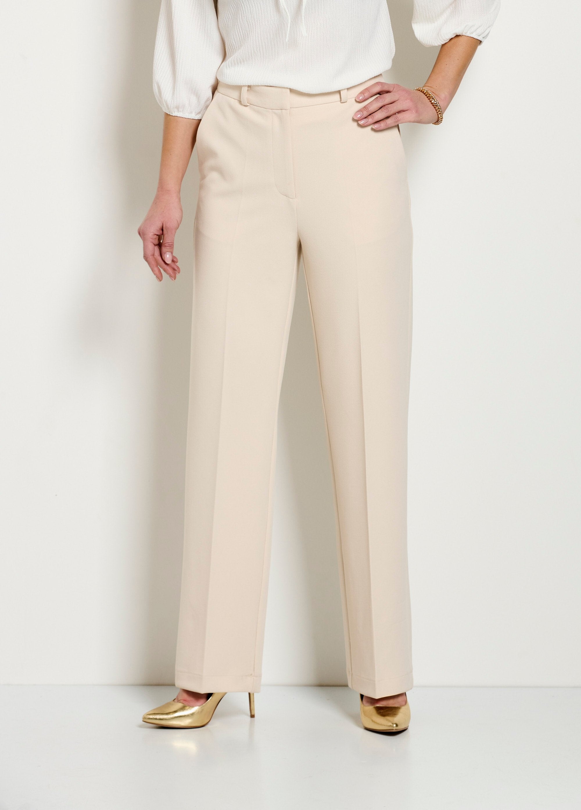 Pantalón_ancho_fluido_Beige_FA1_slim