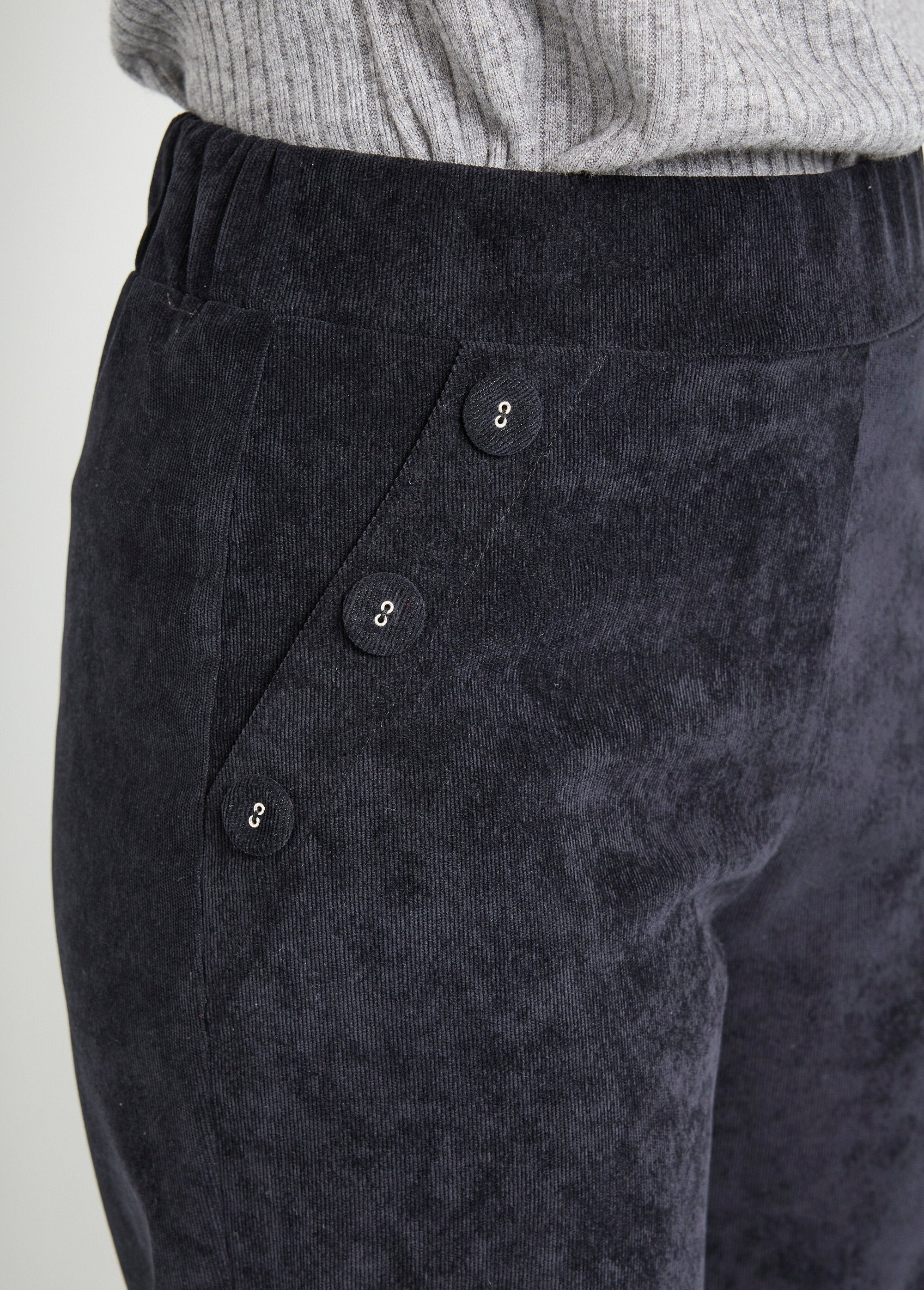 Pantalones_de_pana_de_pierna_ancha_con_cintura_semielástica_Negro_DE1_slim